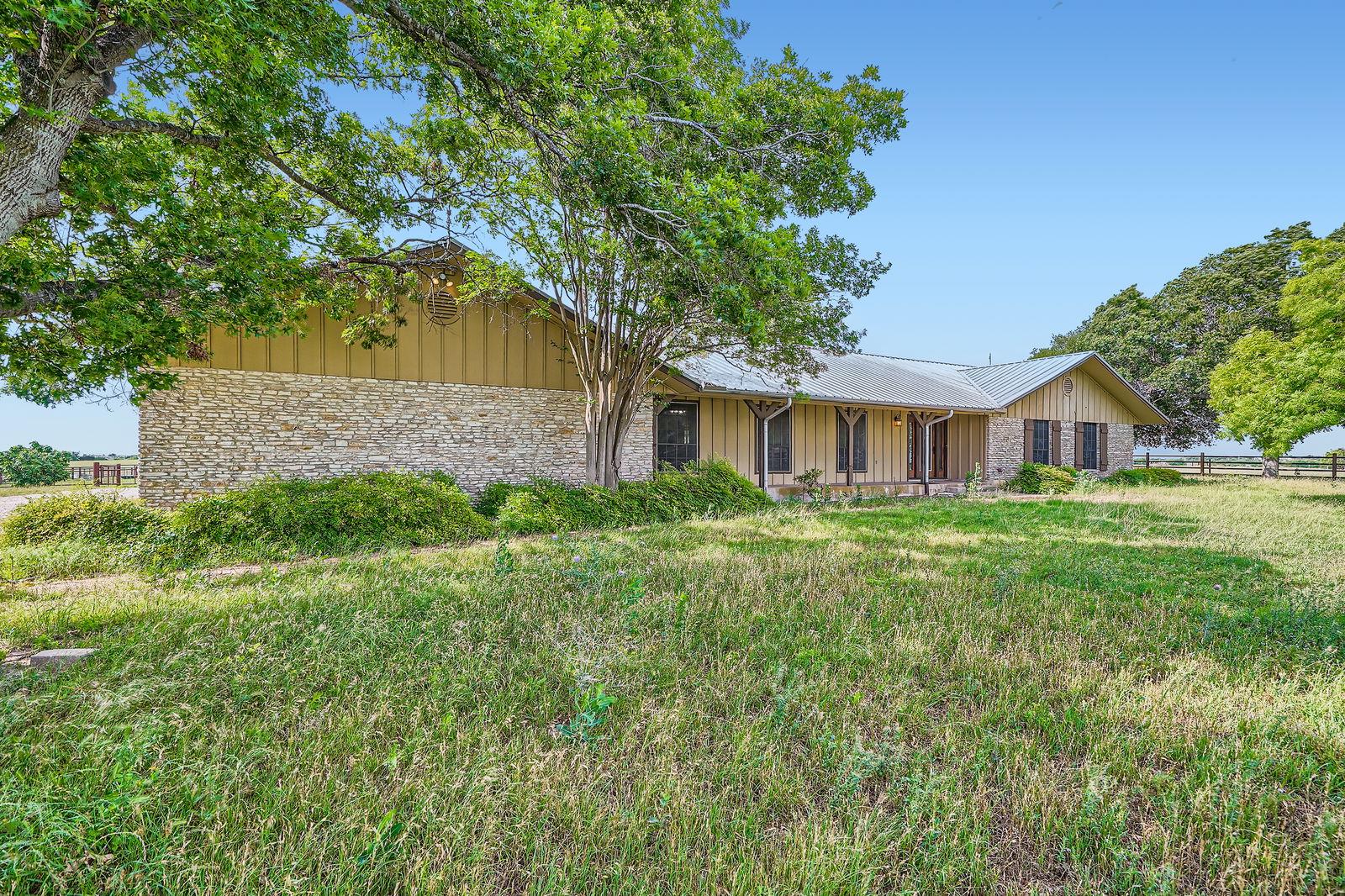 1850 County Road 105 None Property Photo 5