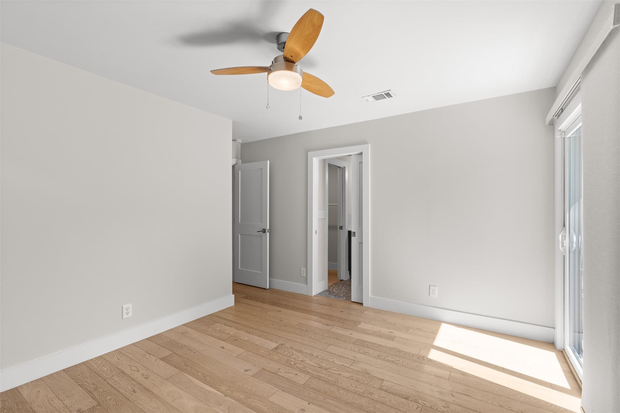 5405 Fairmont Cir Property Photo 15