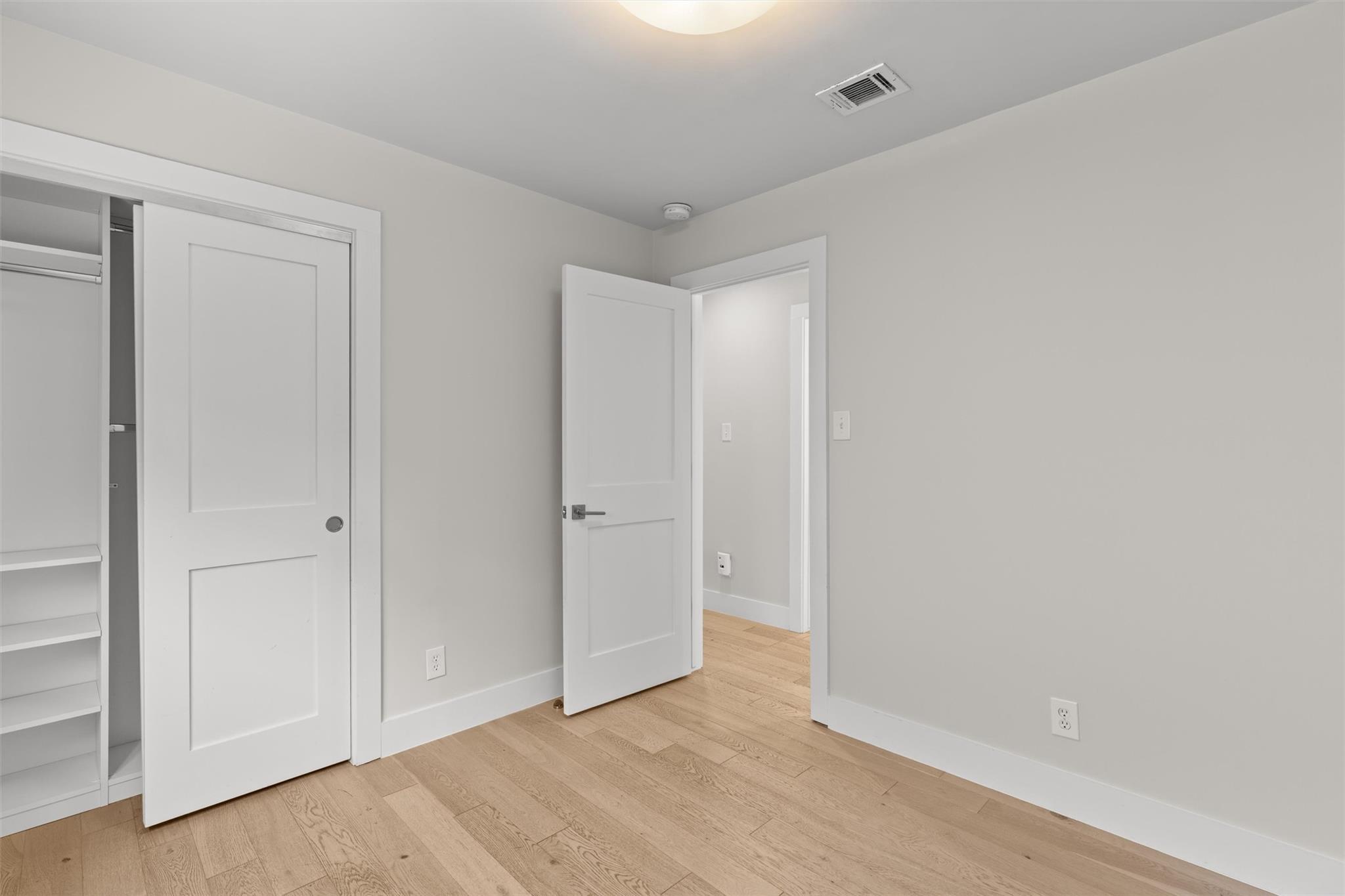 5405 Fairmont Cir Property Photo 21