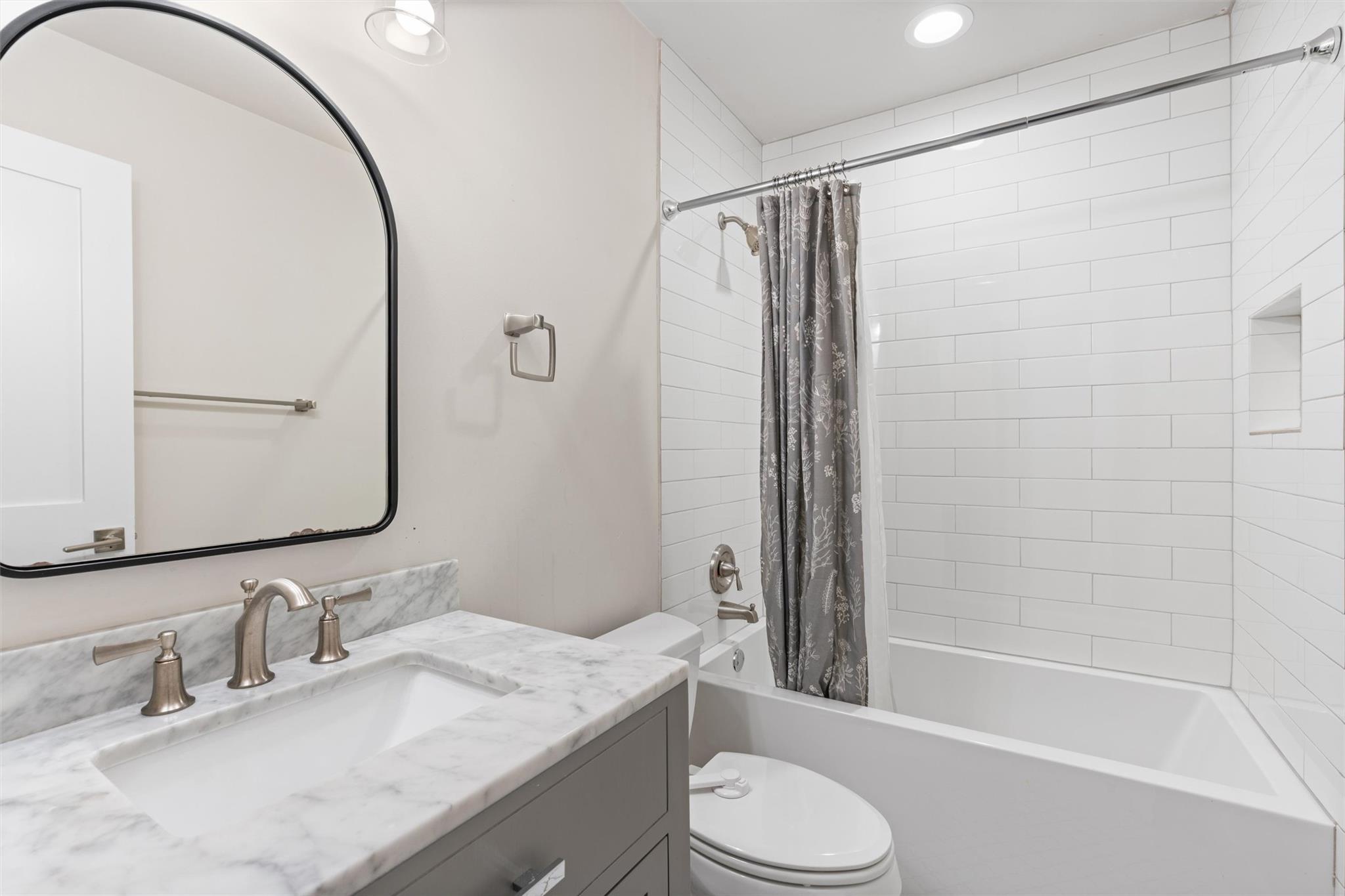 5405 Fairmont Cir Property Photo 26