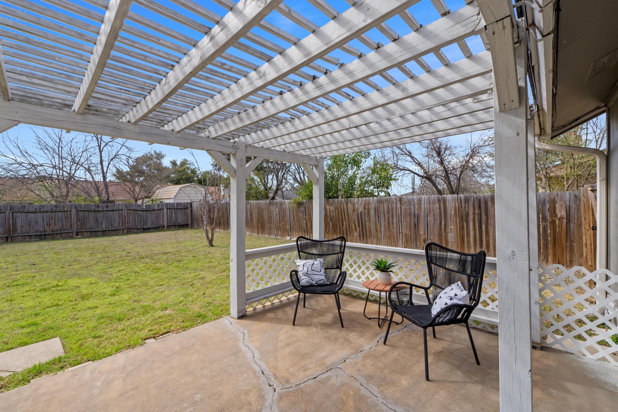 11216 Henge Dr Property Photo 15