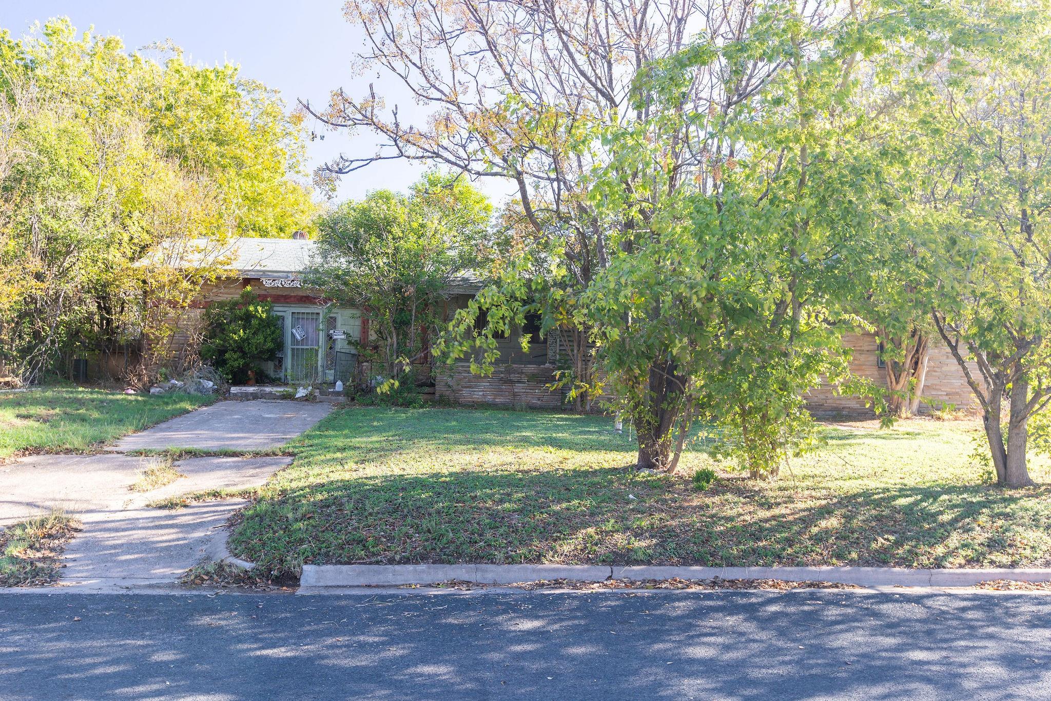 2203 Palo Pinto Dr Property Photo 5