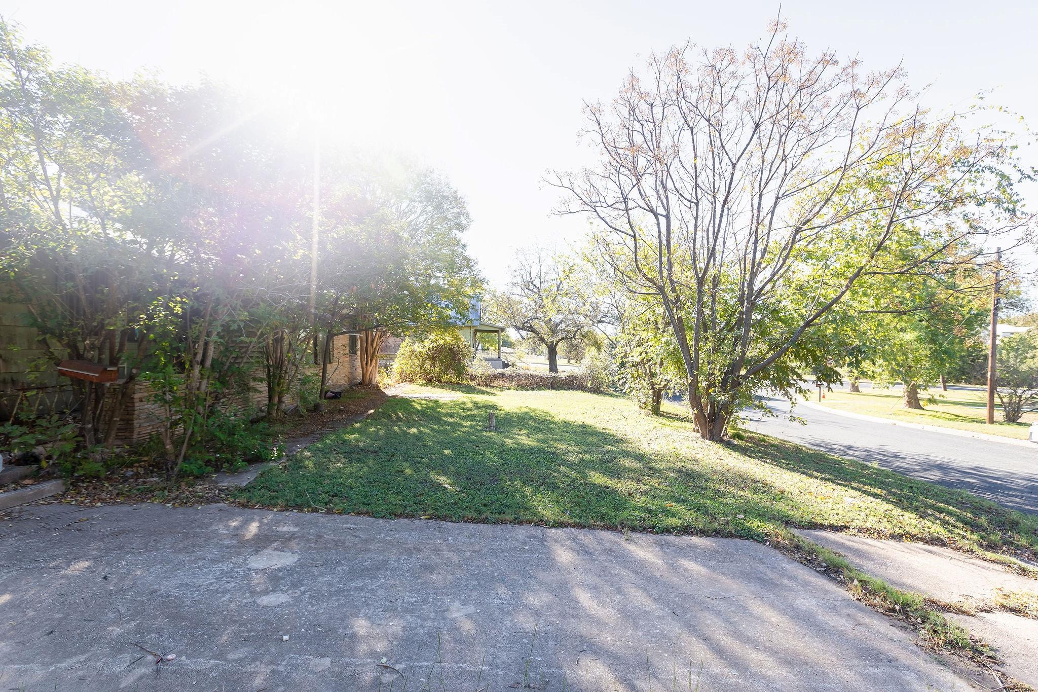 2203 Palo Pinto Dr Property Photo 10