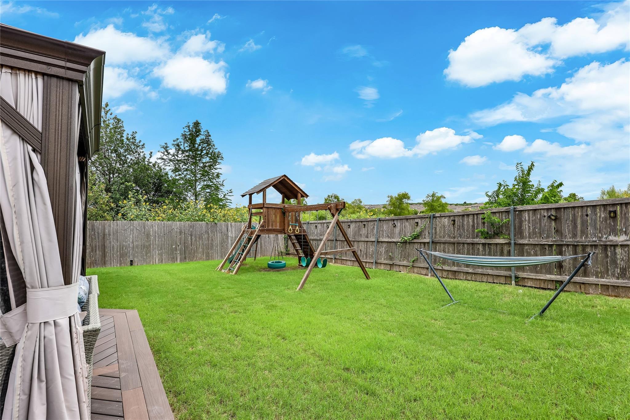 7013 Armagh Dr Property Photo 40
