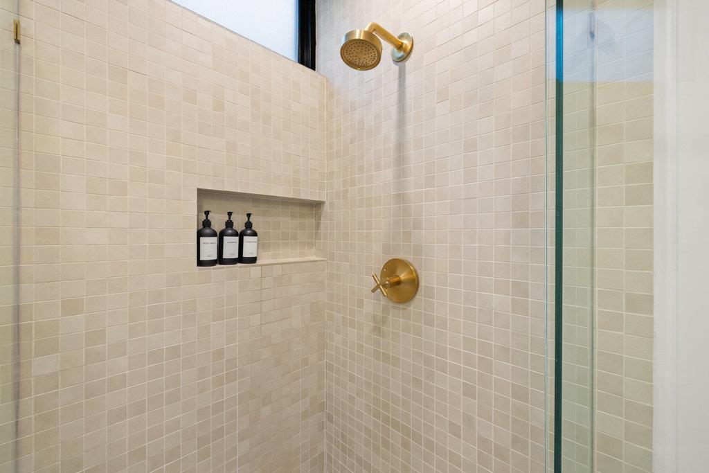 4707 Reyes St #2 Property Photo 24