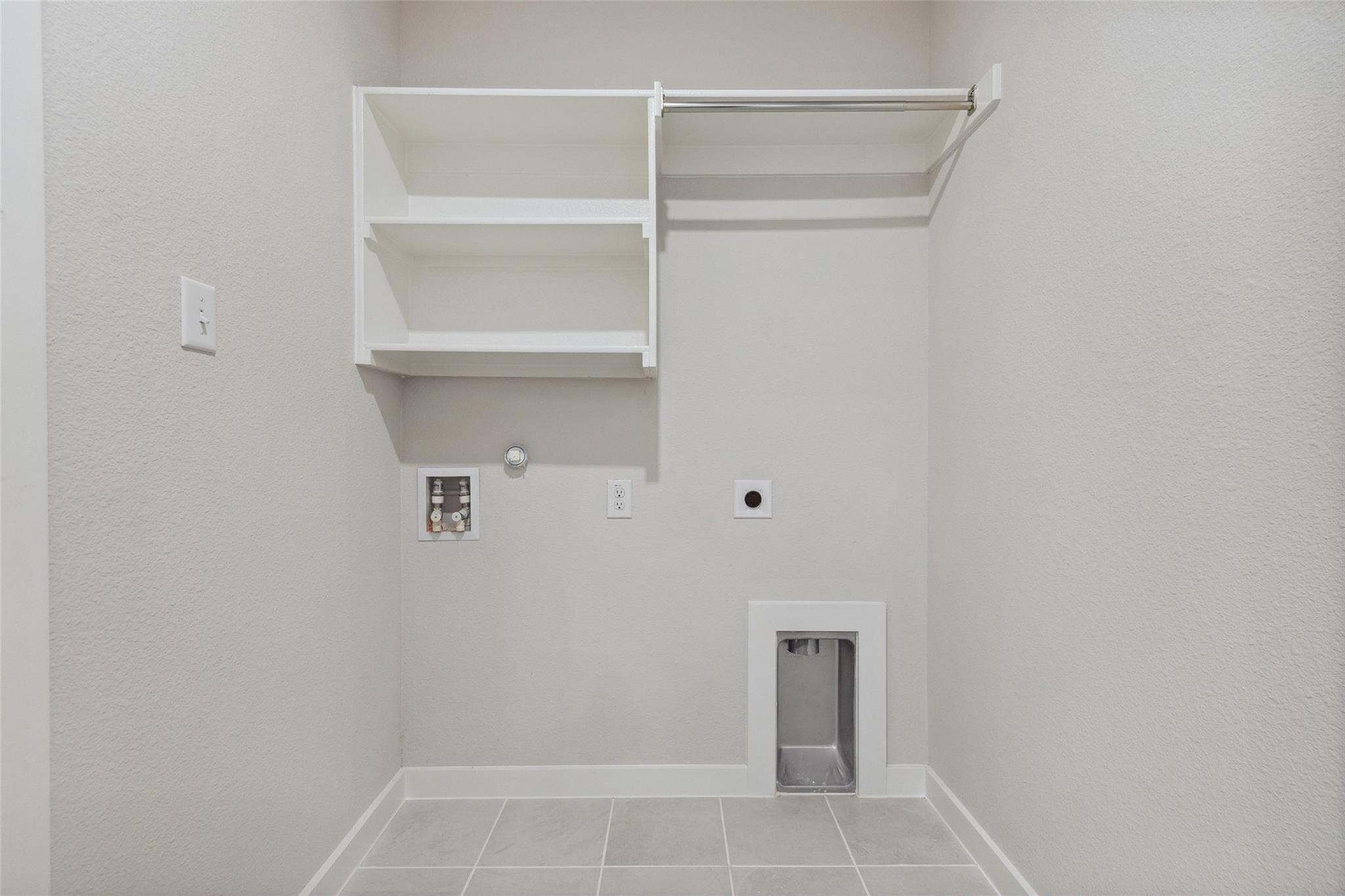 8006 Shining Flor Run Property Photo 23