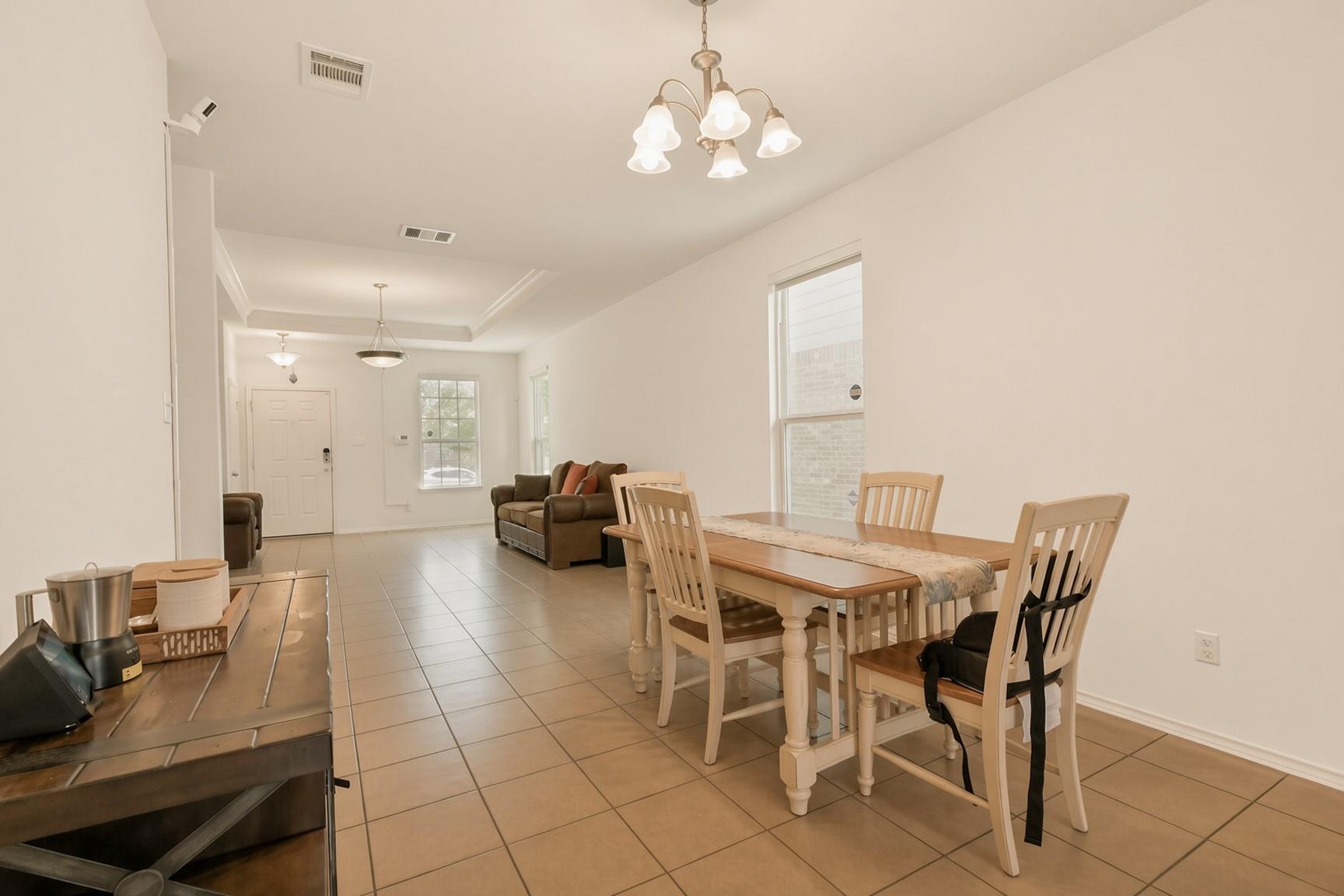 120 Palm Dr Property Photo 8
