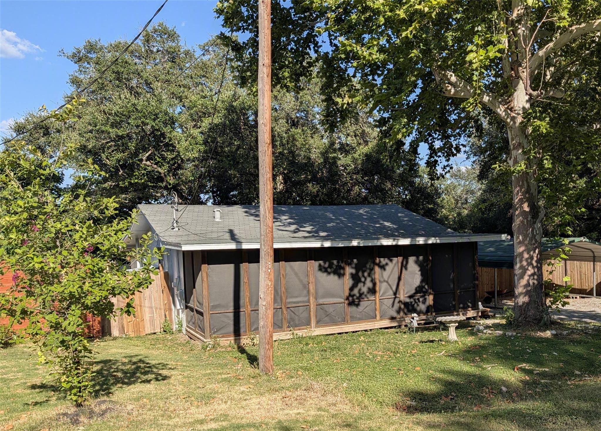10801 W Lakeview Dr Property Photo 1