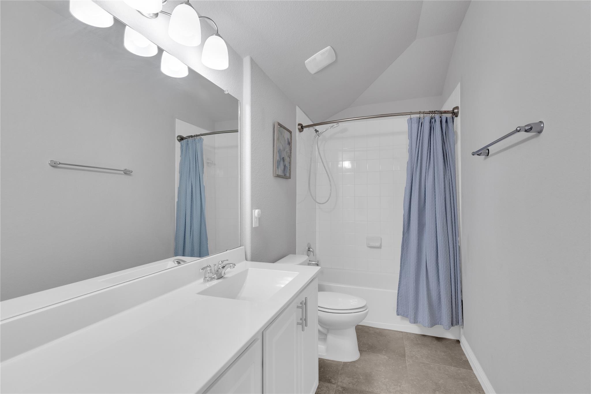 721 Schefer St Property Photo 29