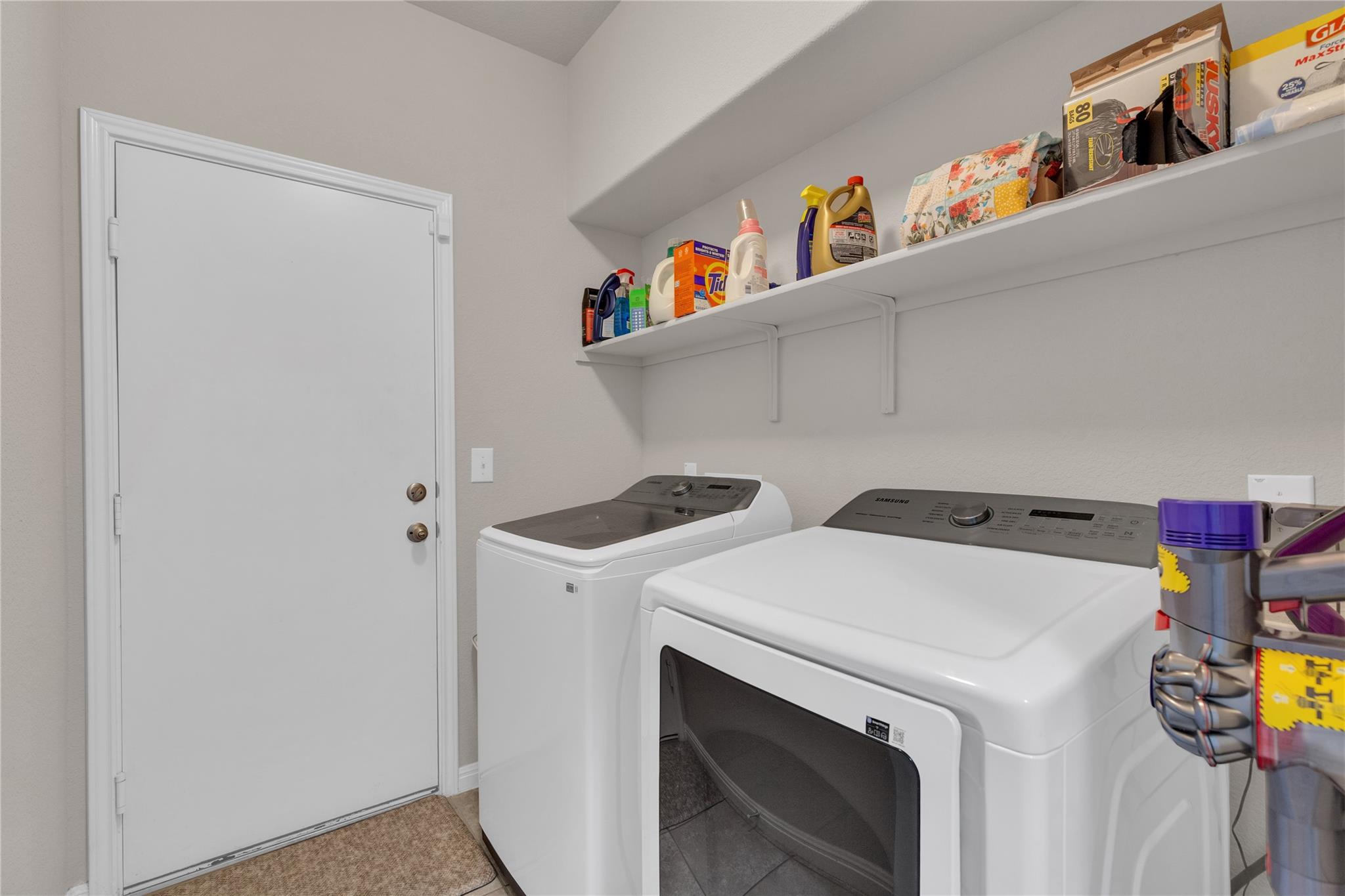 721 Schefer St Property Photo 30