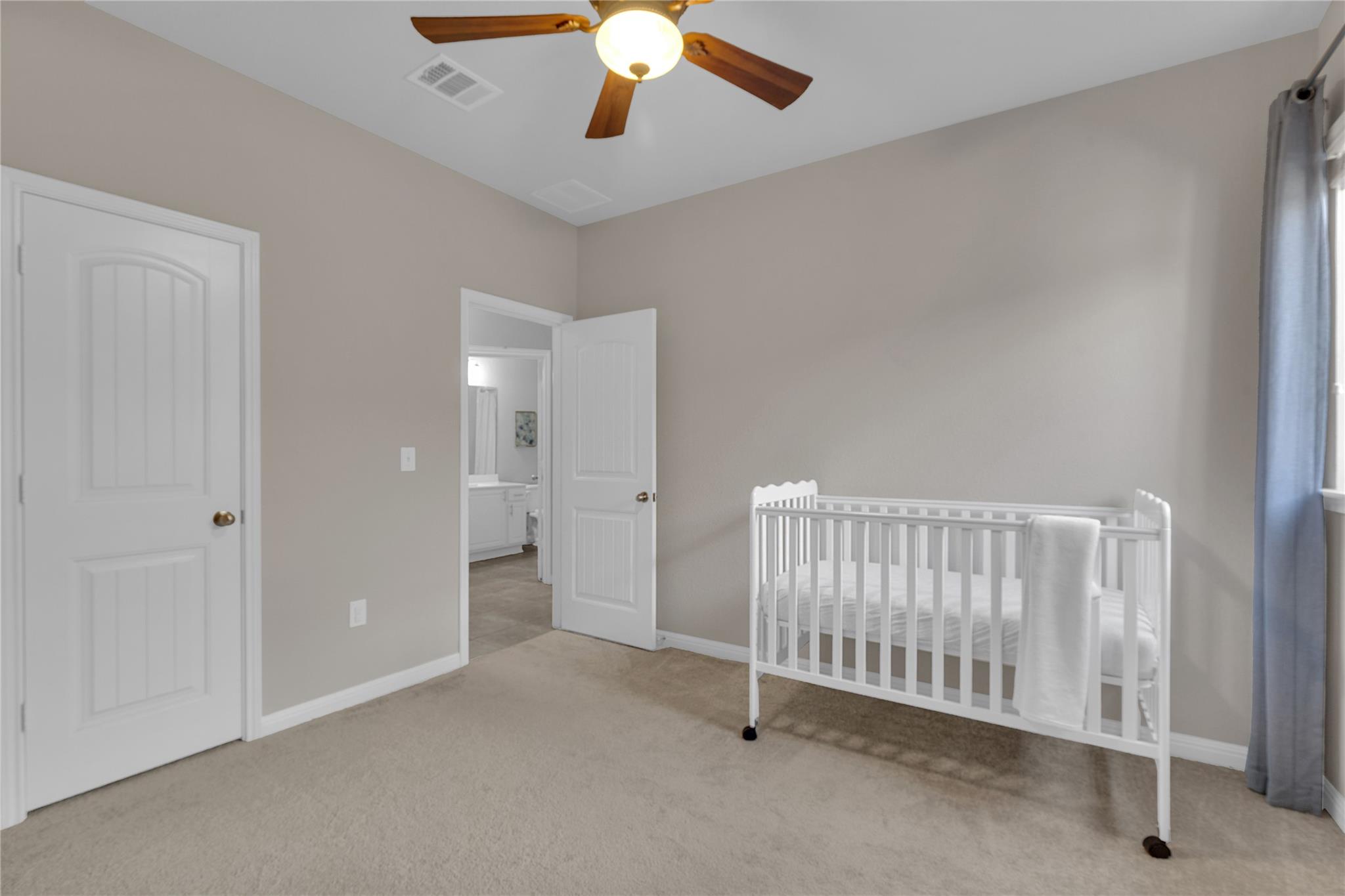 721 Schefer St Property Photo 34