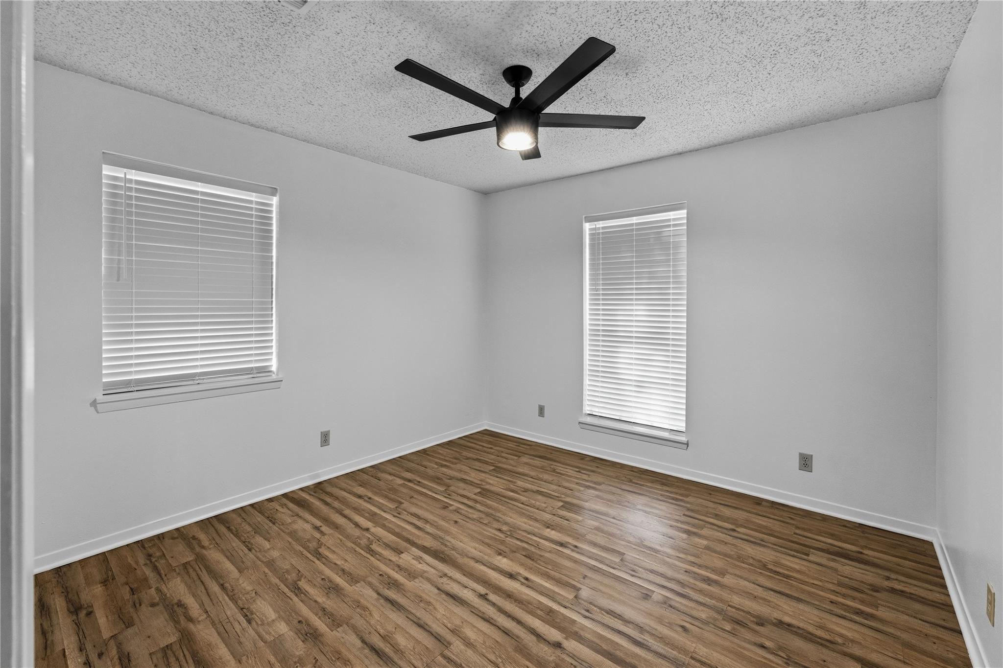1070 N Franklin St Property Photo 13