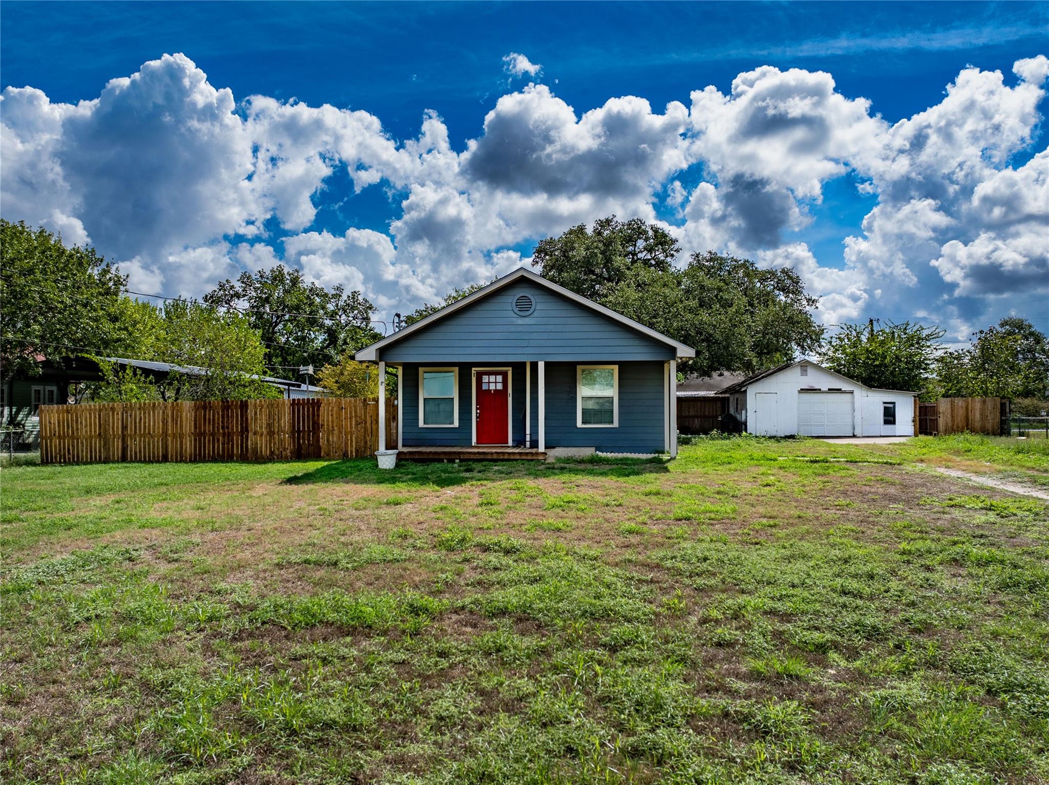 1070 N Franklin St Property Photo 29