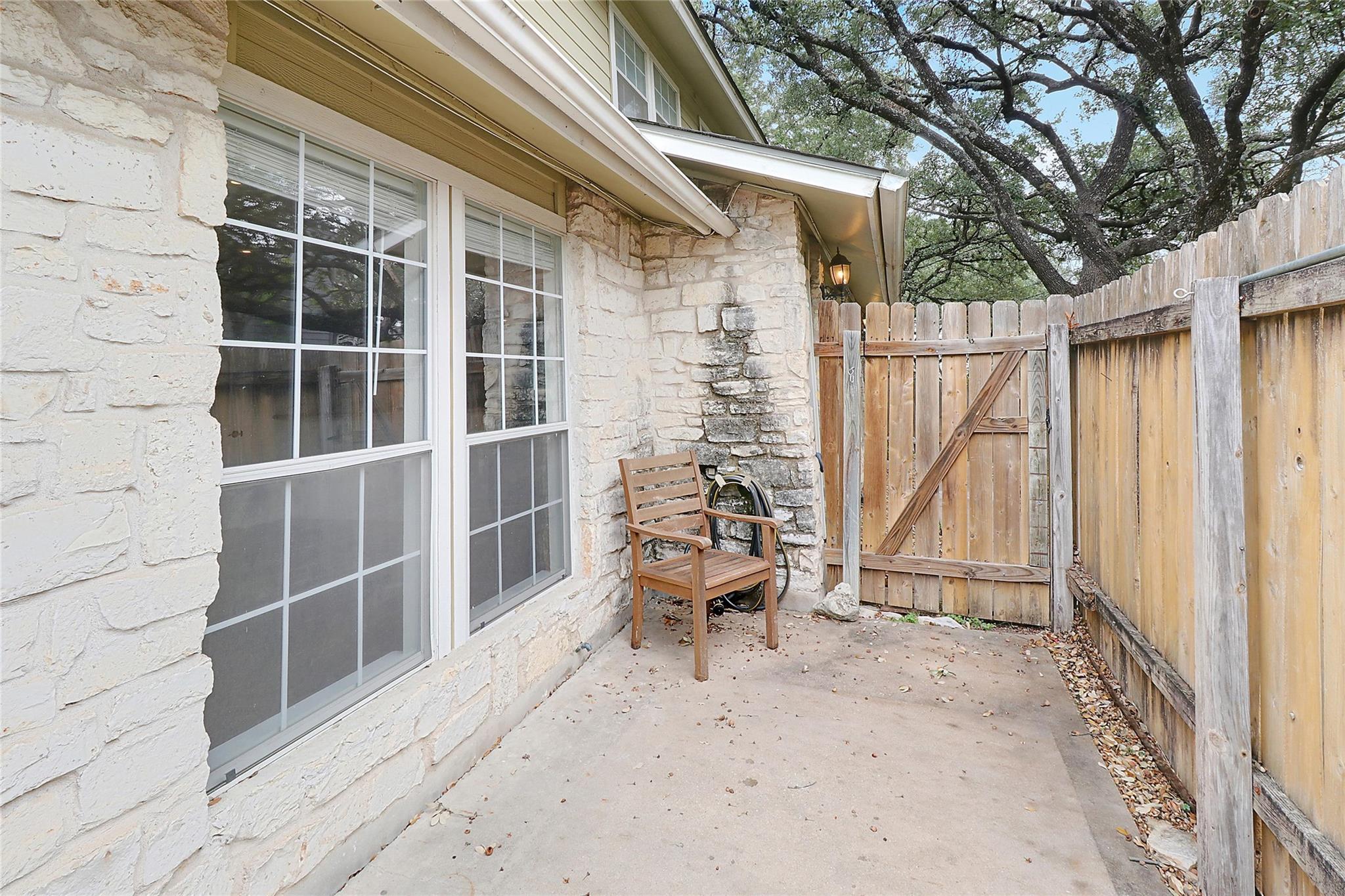 1501 Camp Craft Rd #b Property Photo 14