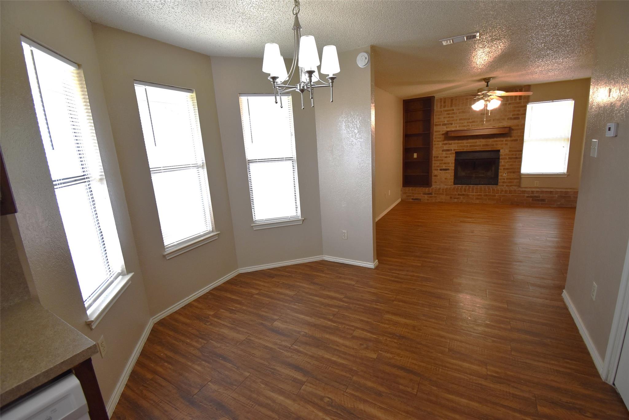 1802 Rawhide Loop Property Photo 8