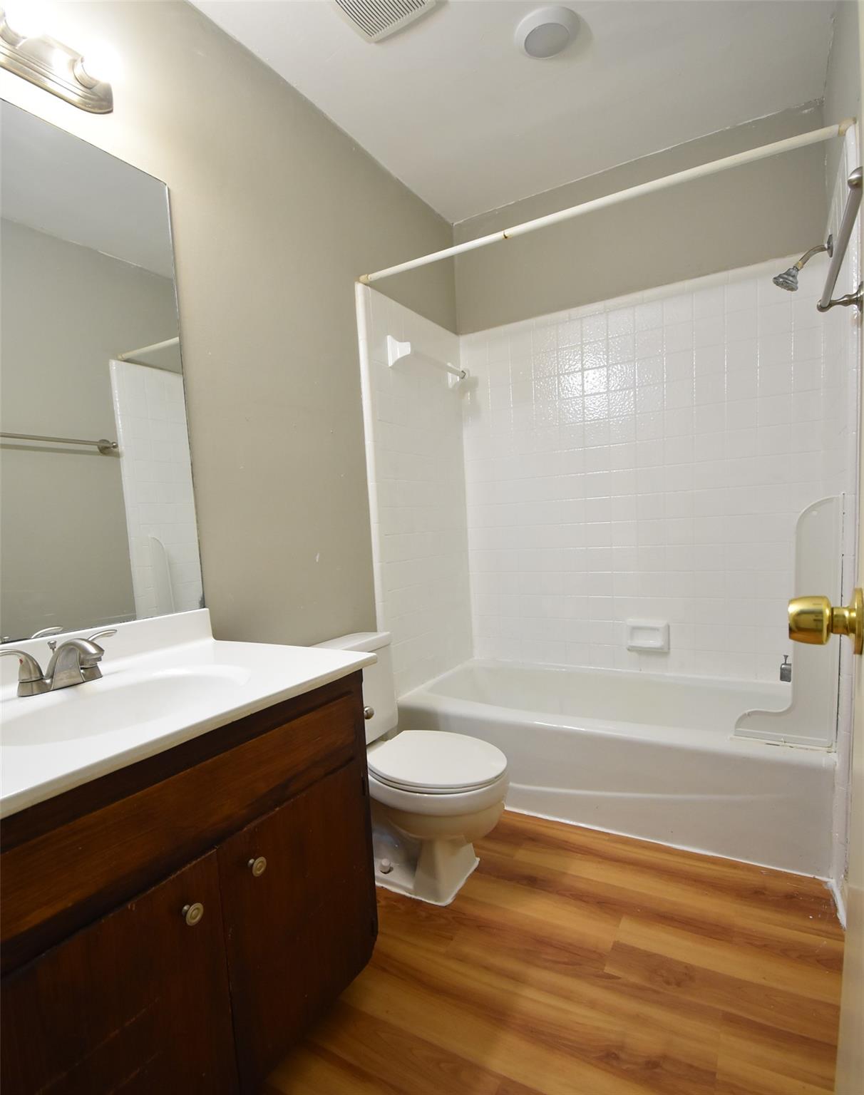 1802 Rawhide Loop Property Photo 12