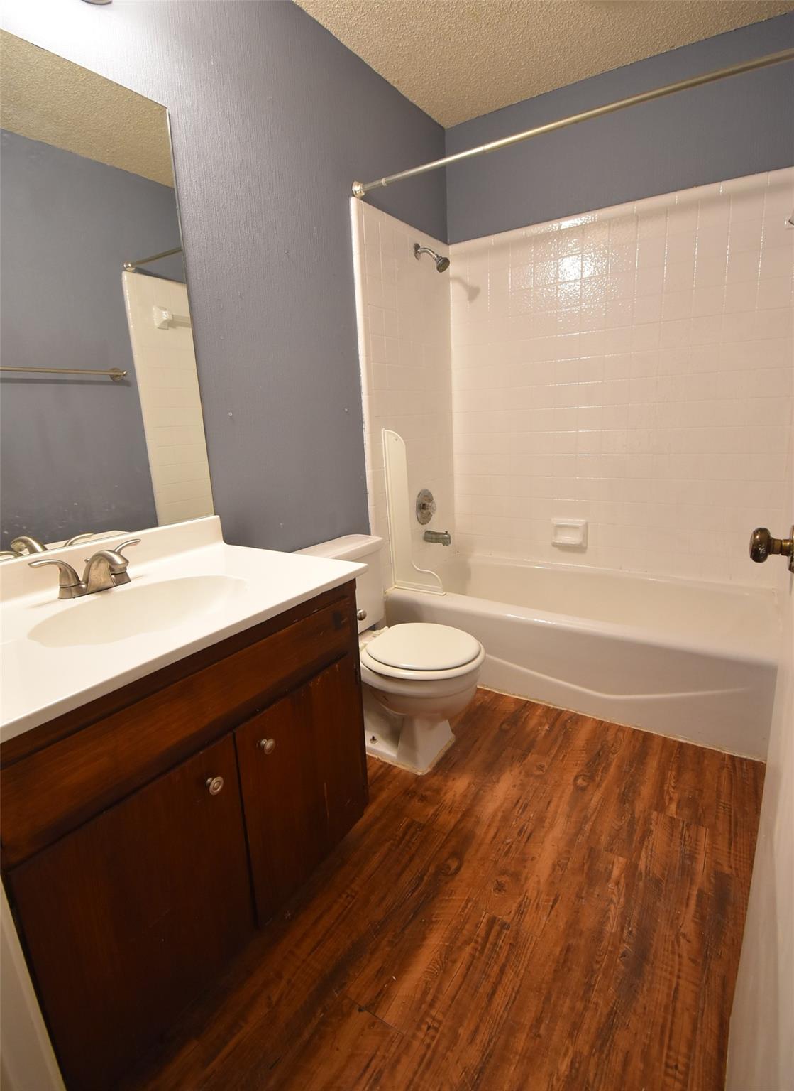 1802 Rawhide Loop Property Photo 15
