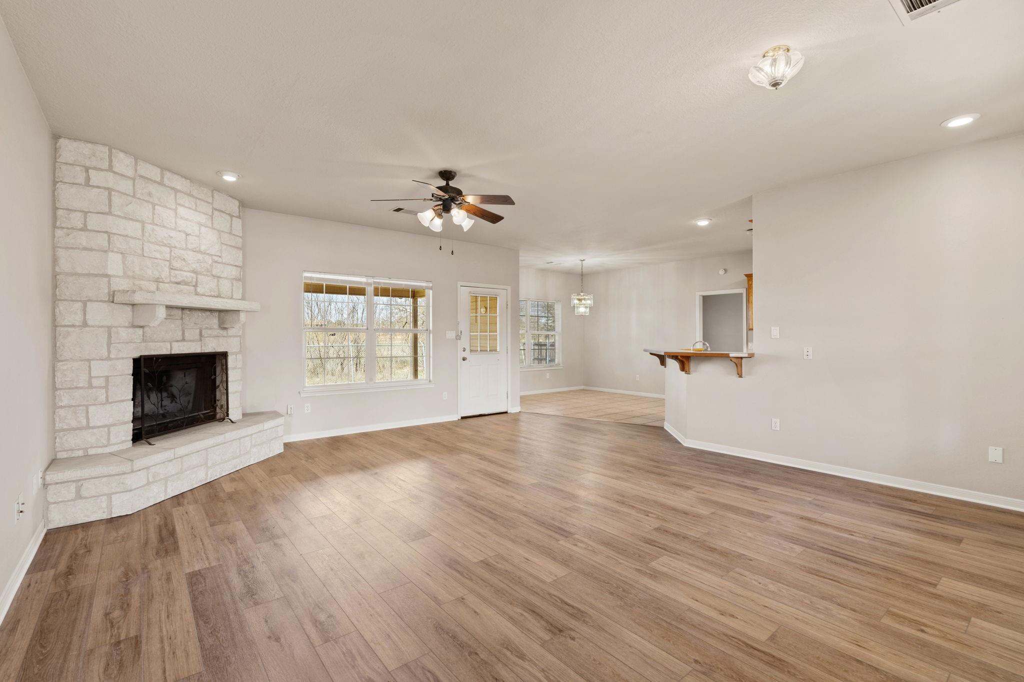 126 Turkey Run Property Photo 4