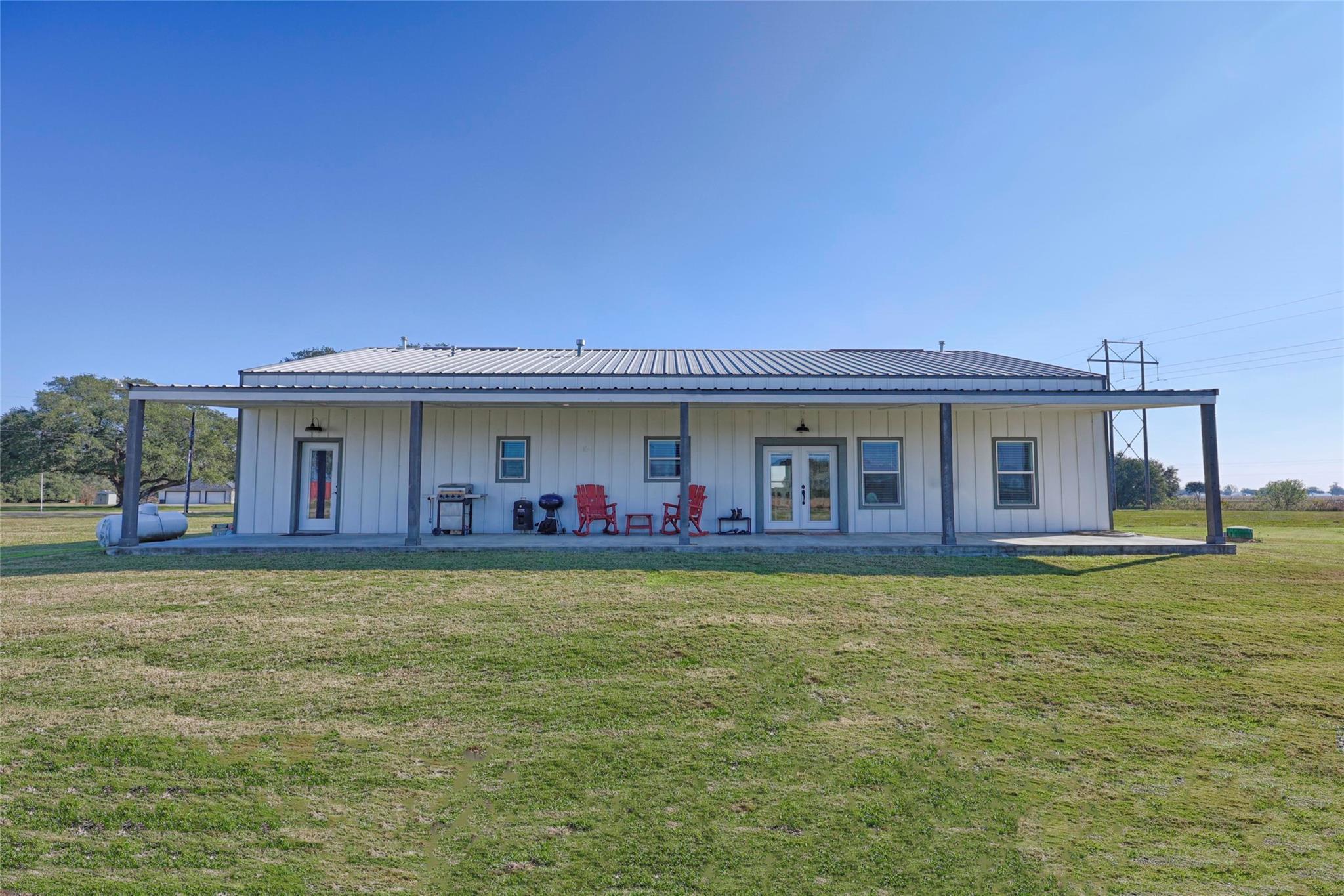 1100 Calhoun Rd Property Photo 30