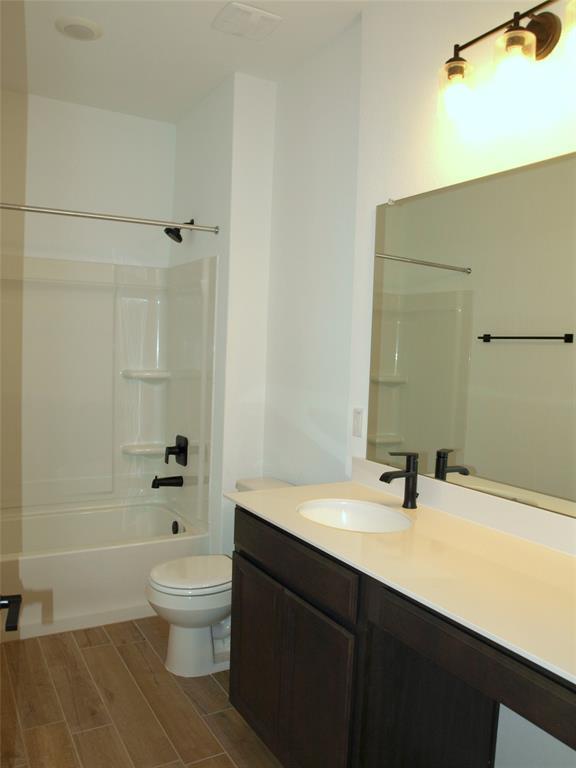 136 Raleigh Dr Property Photo 20