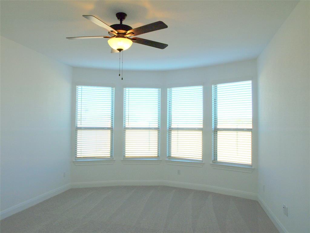 136 Raleigh Dr Property Photo 23