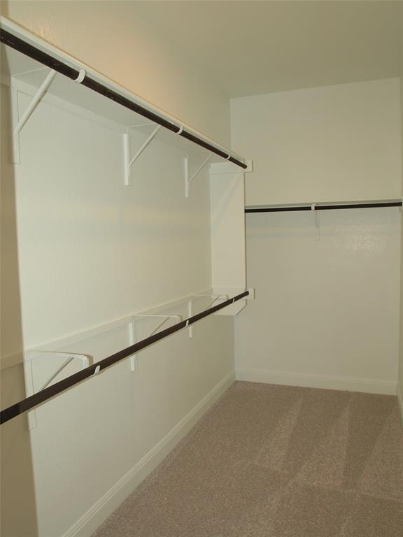 136 Raleigh Dr Property Photo 24