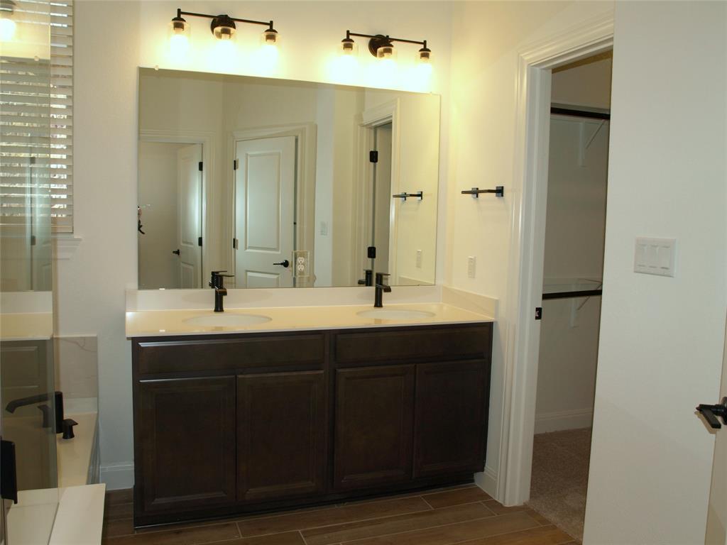 136 Raleigh Dr Property Photo 27