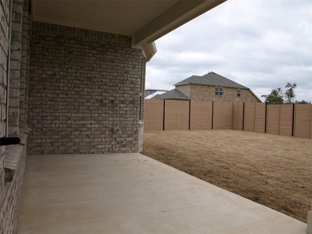 136 Raleigh Dr Property Photo 34