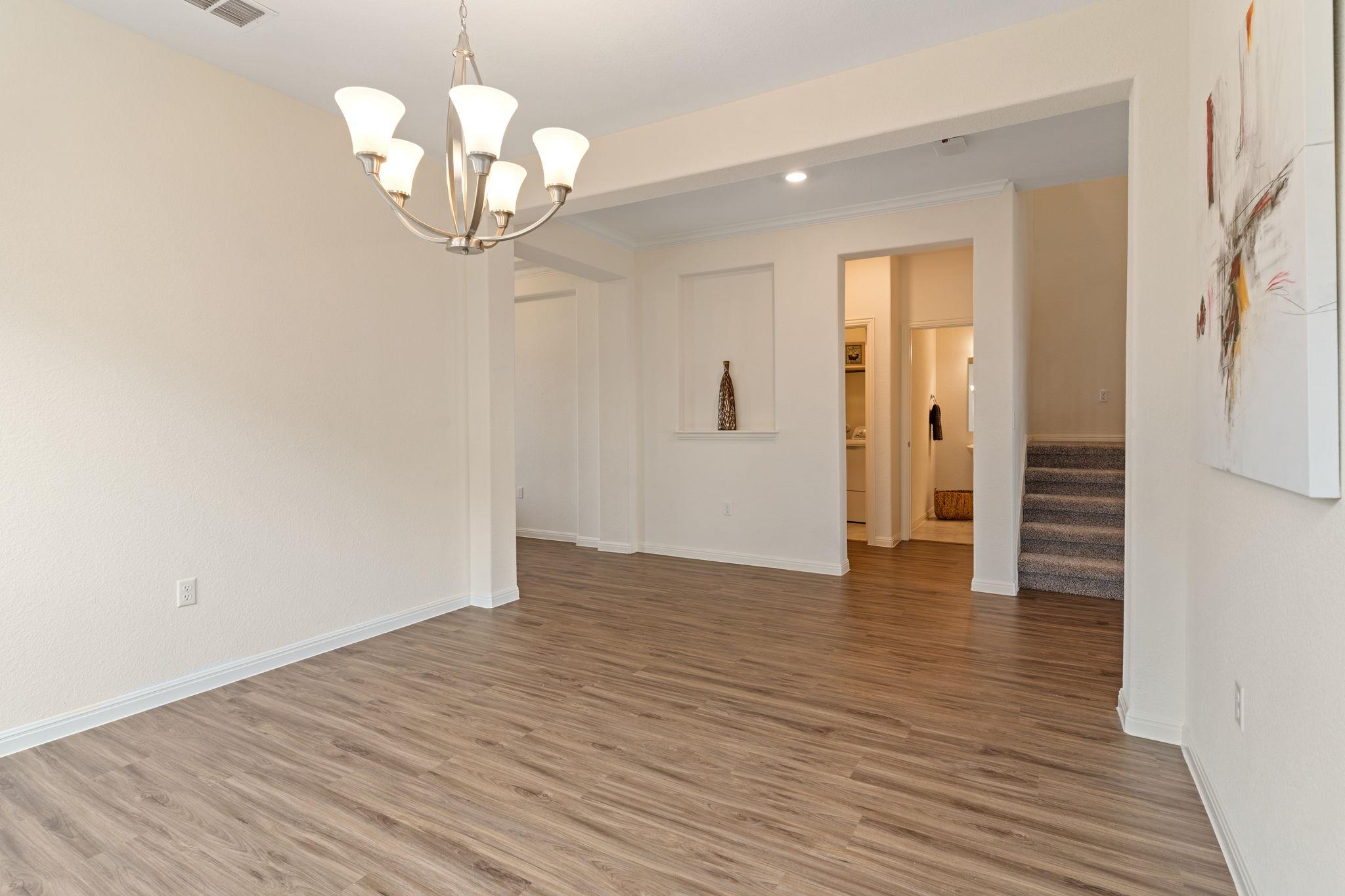 607 Allende Bnd Property Photo 7