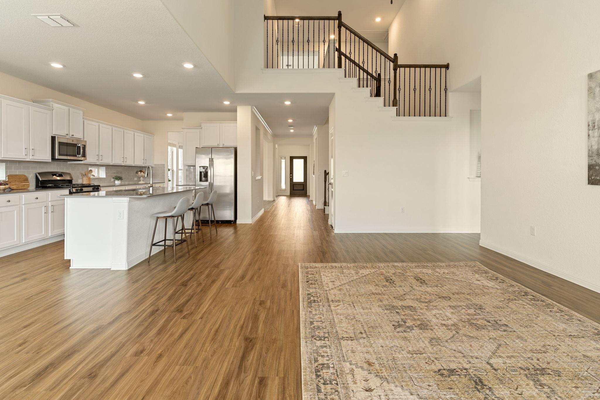 607 Allende Bnd Property Photo 13
