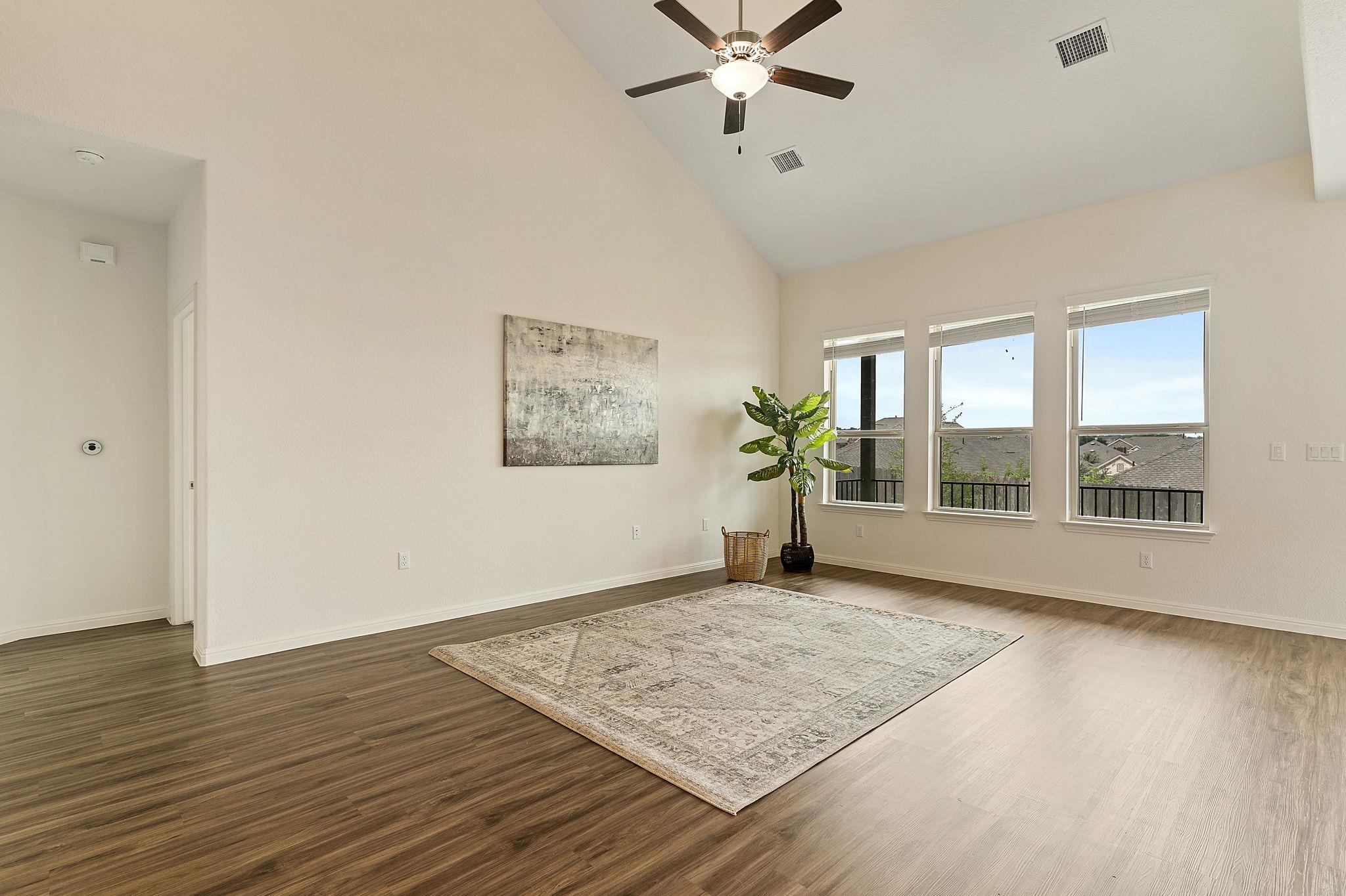 607 Allende Bnd Property Photo 14
