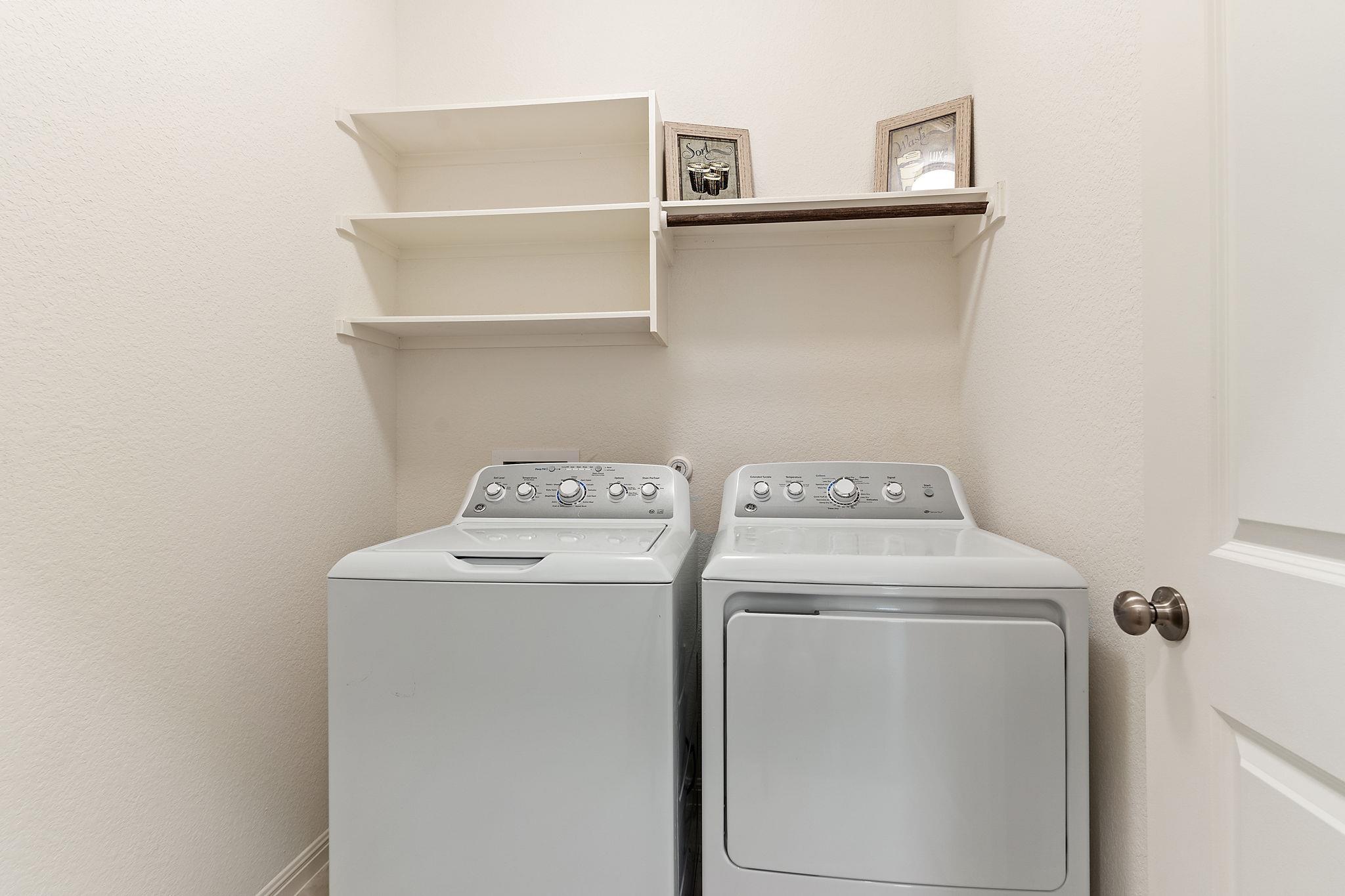 607 Allende Bnd Property Photo 25