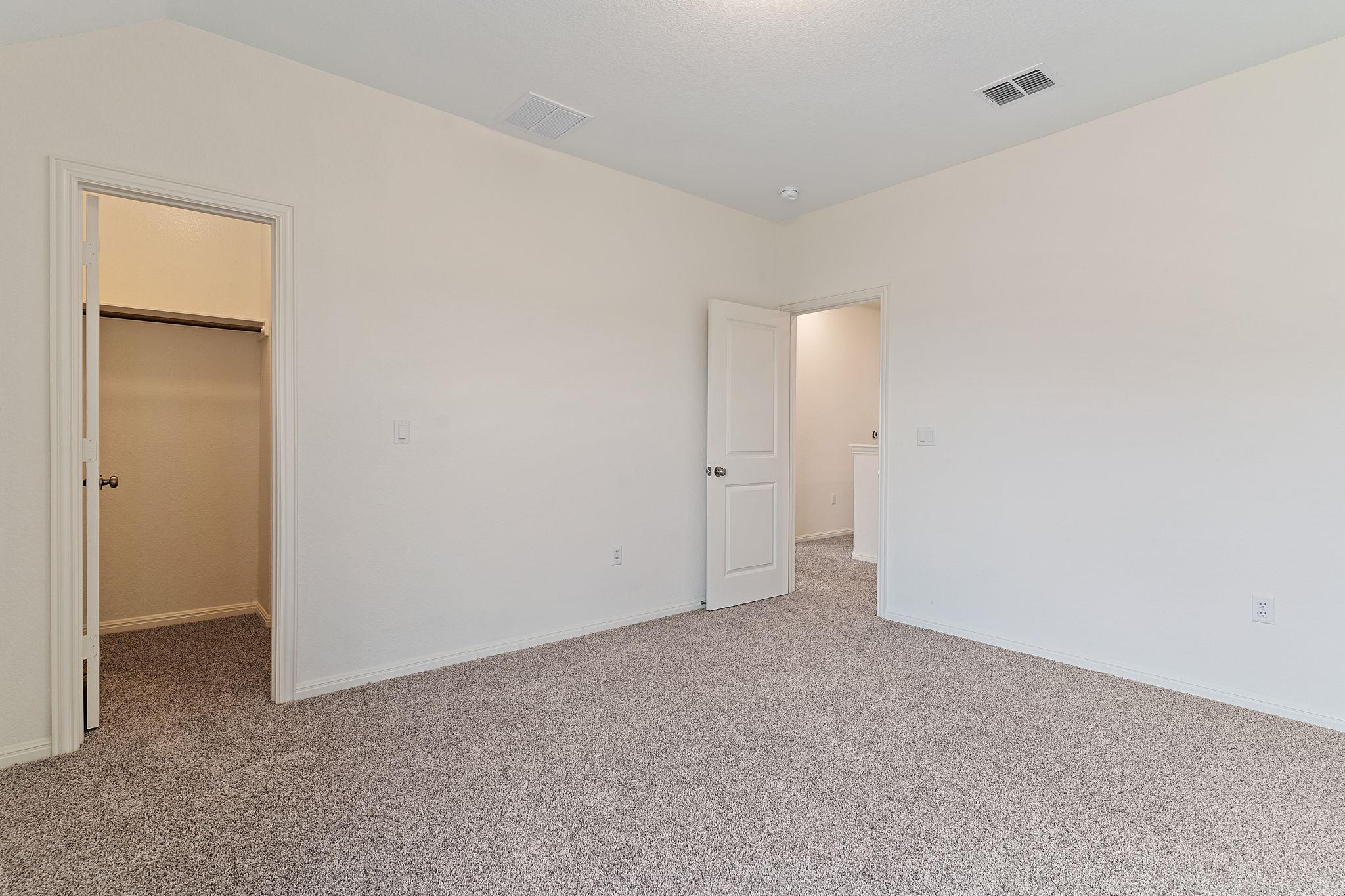 607 Allende Bnd Property Photo 28
