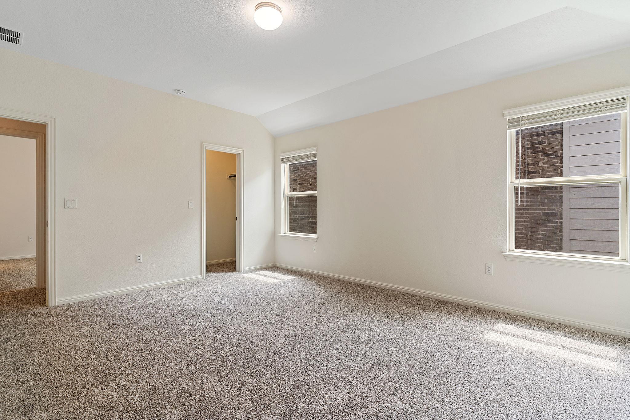 607 Allende Bnd Property Photo 37