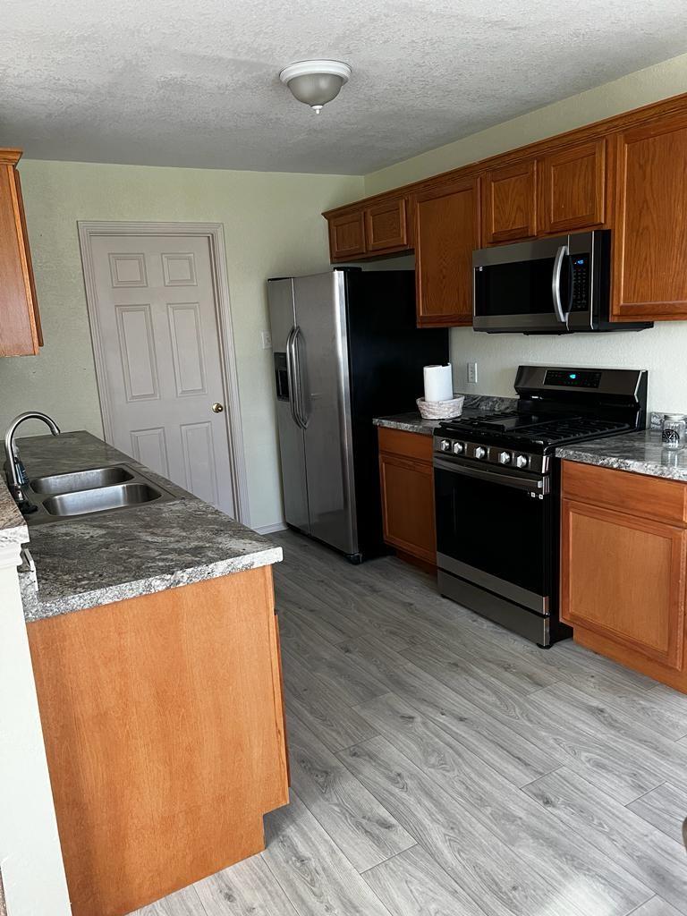 1109 Stone Forest Trl Property Photo 17