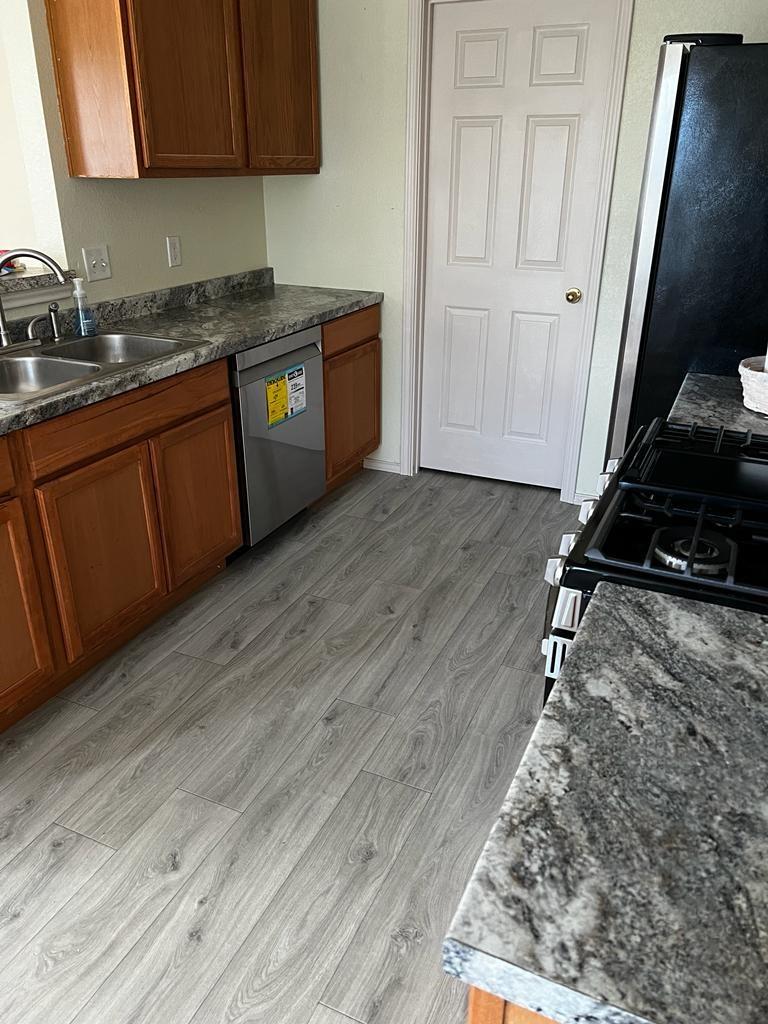 1109 Stone Forest Trl Property Photo 18
