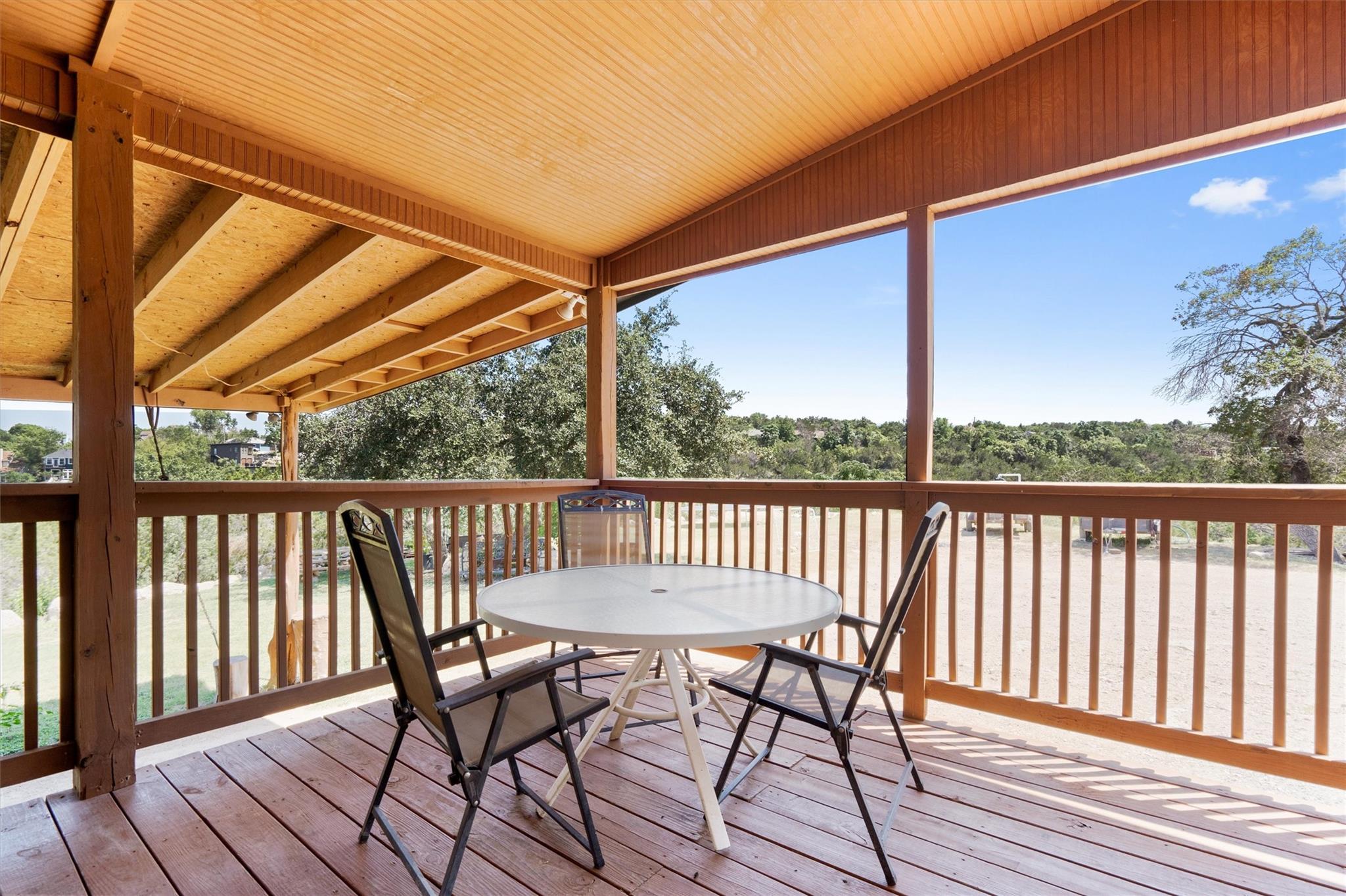 15001 Dexler Dr Property Photo 9