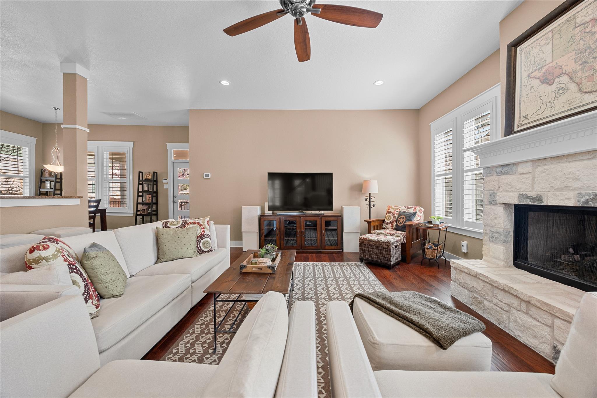 2604 Rolling Plains Ct Property Photo 9