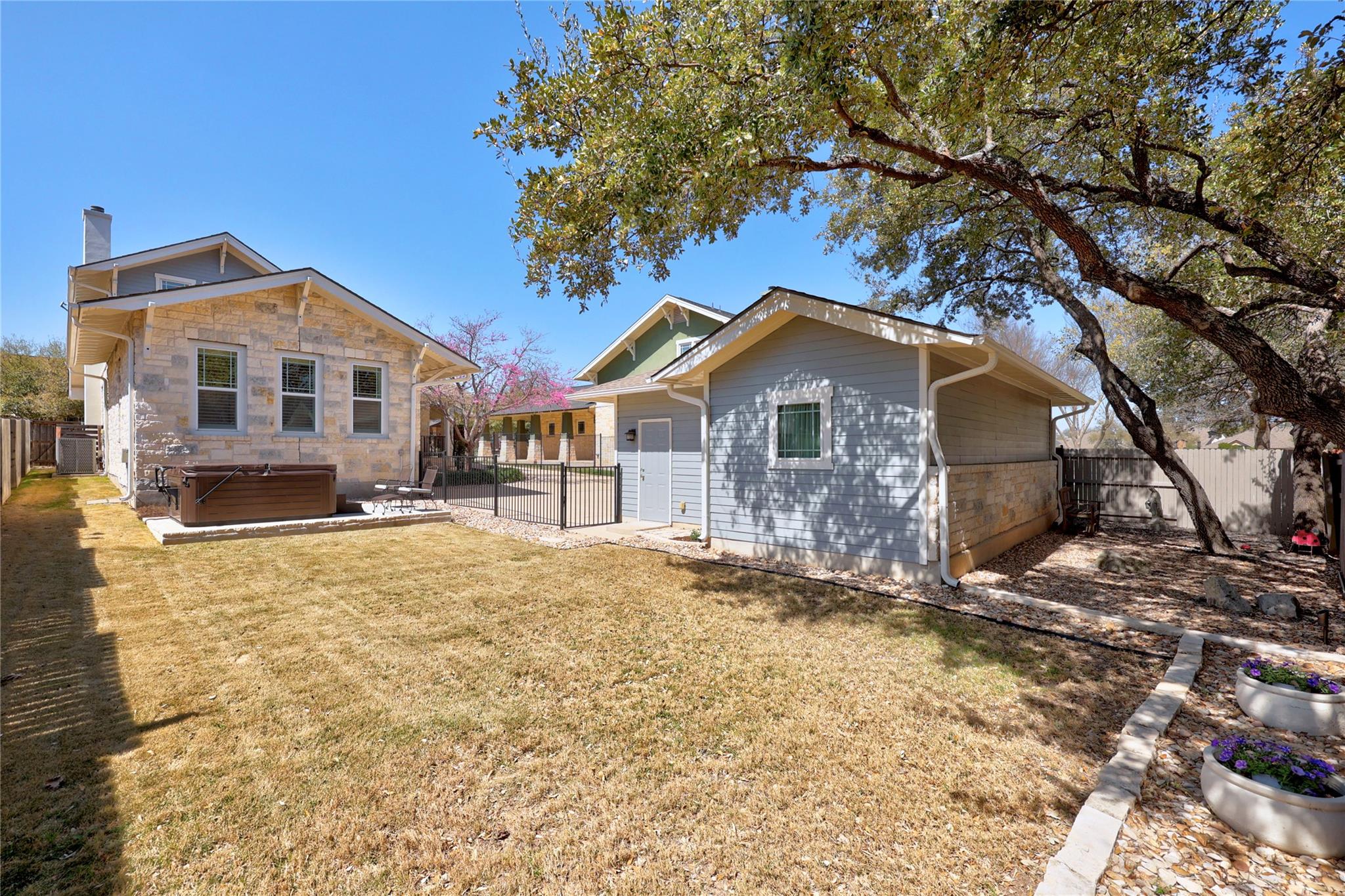 2604 Rolling Plains Ct Property Photo 32