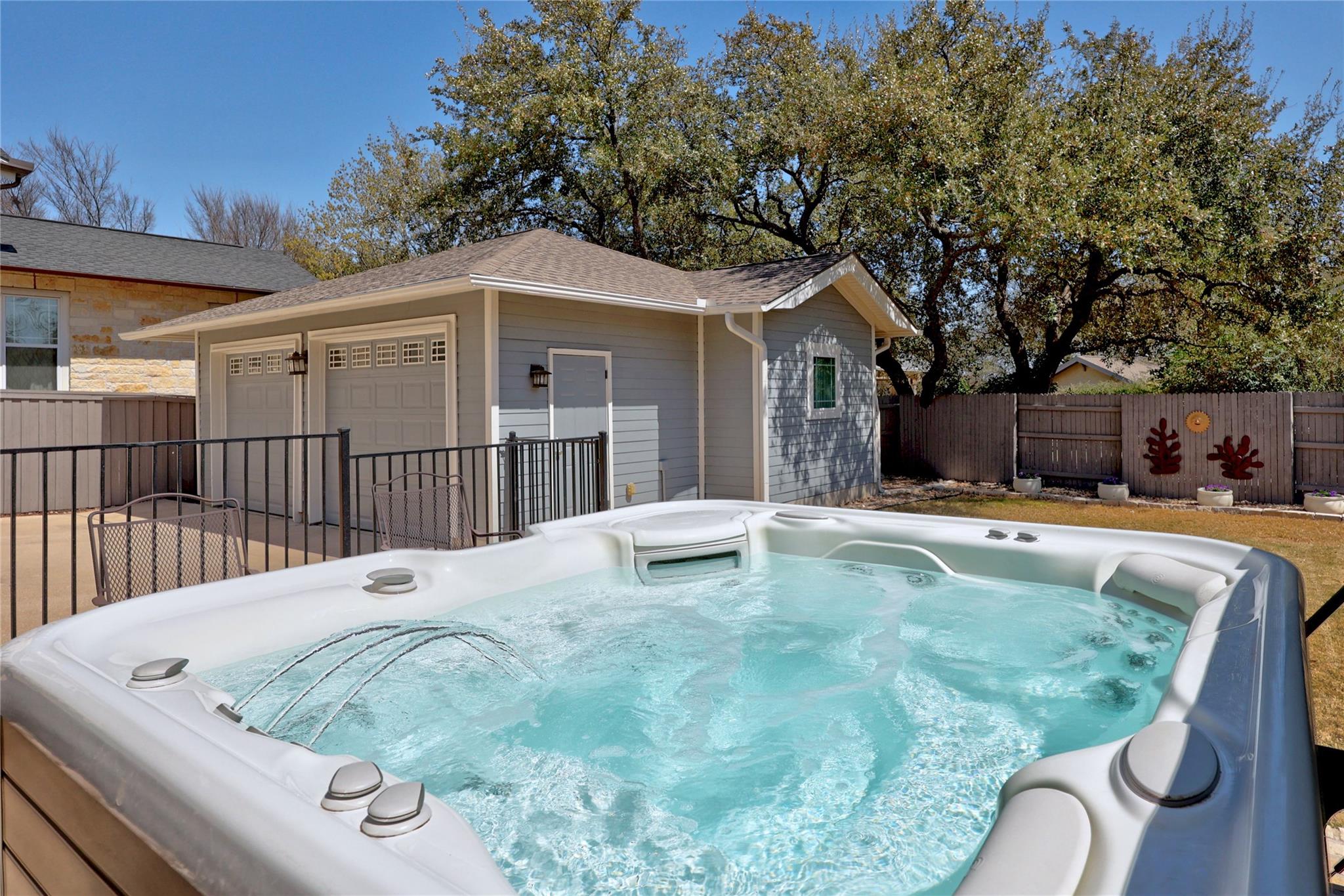 2604 Rolling Plains Ct Property Photo 33