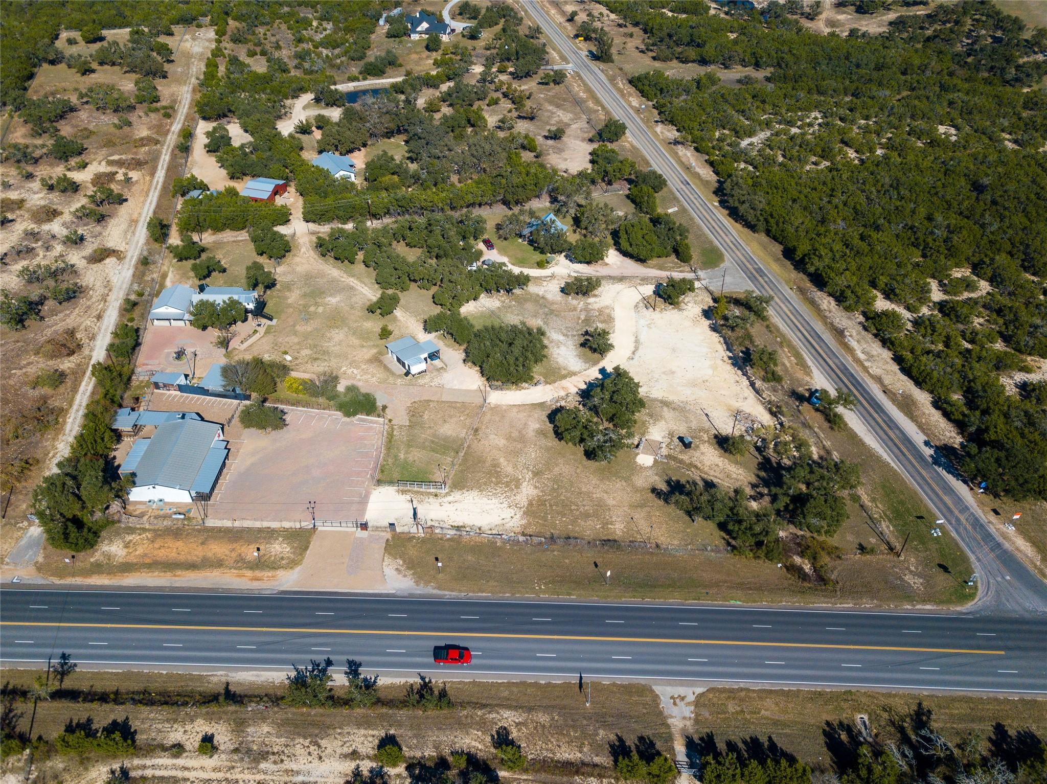 9097 E Us 290 Highway Property Photo 40