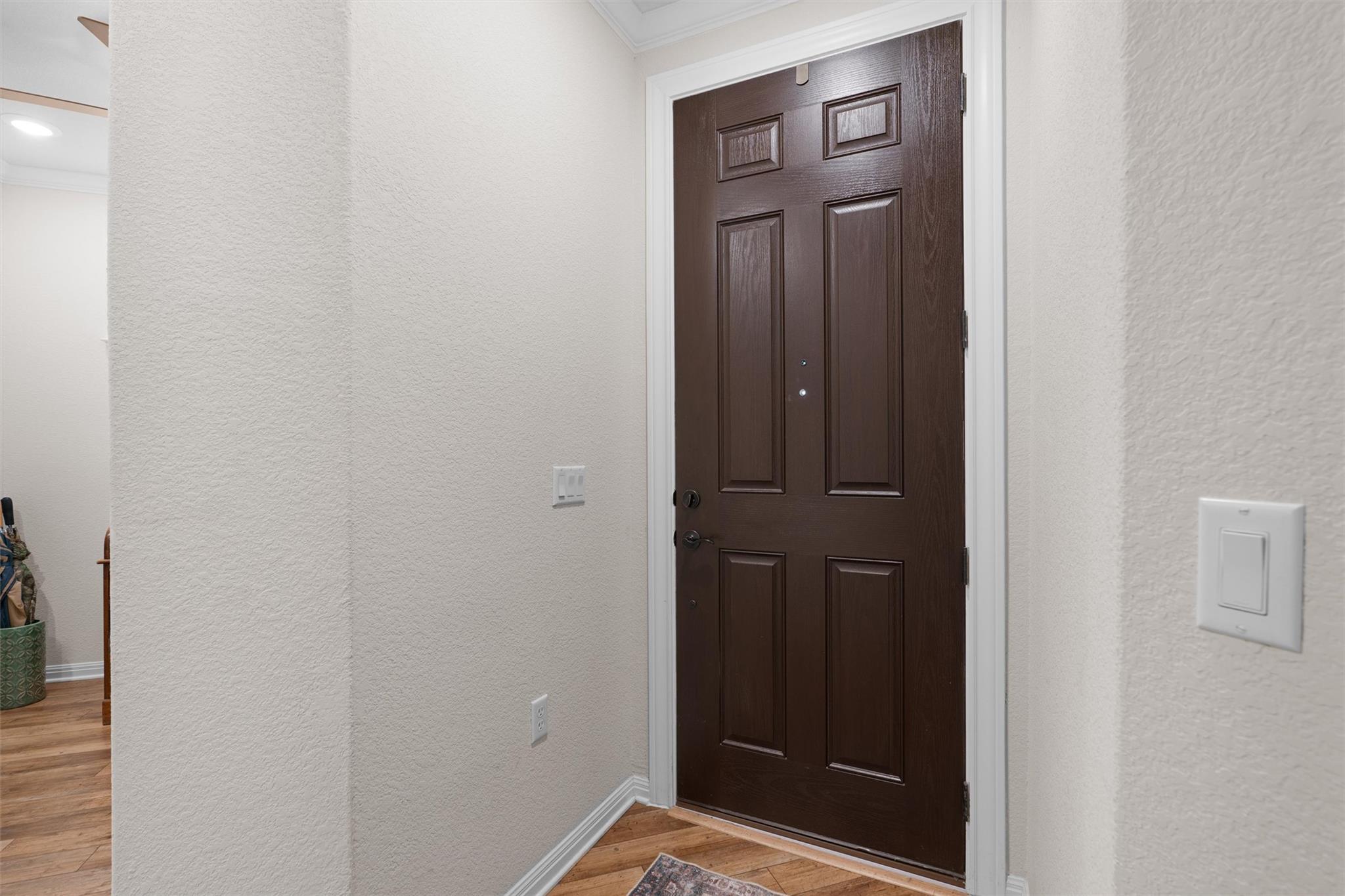 121 Winterhorse Cv Property Photo 3