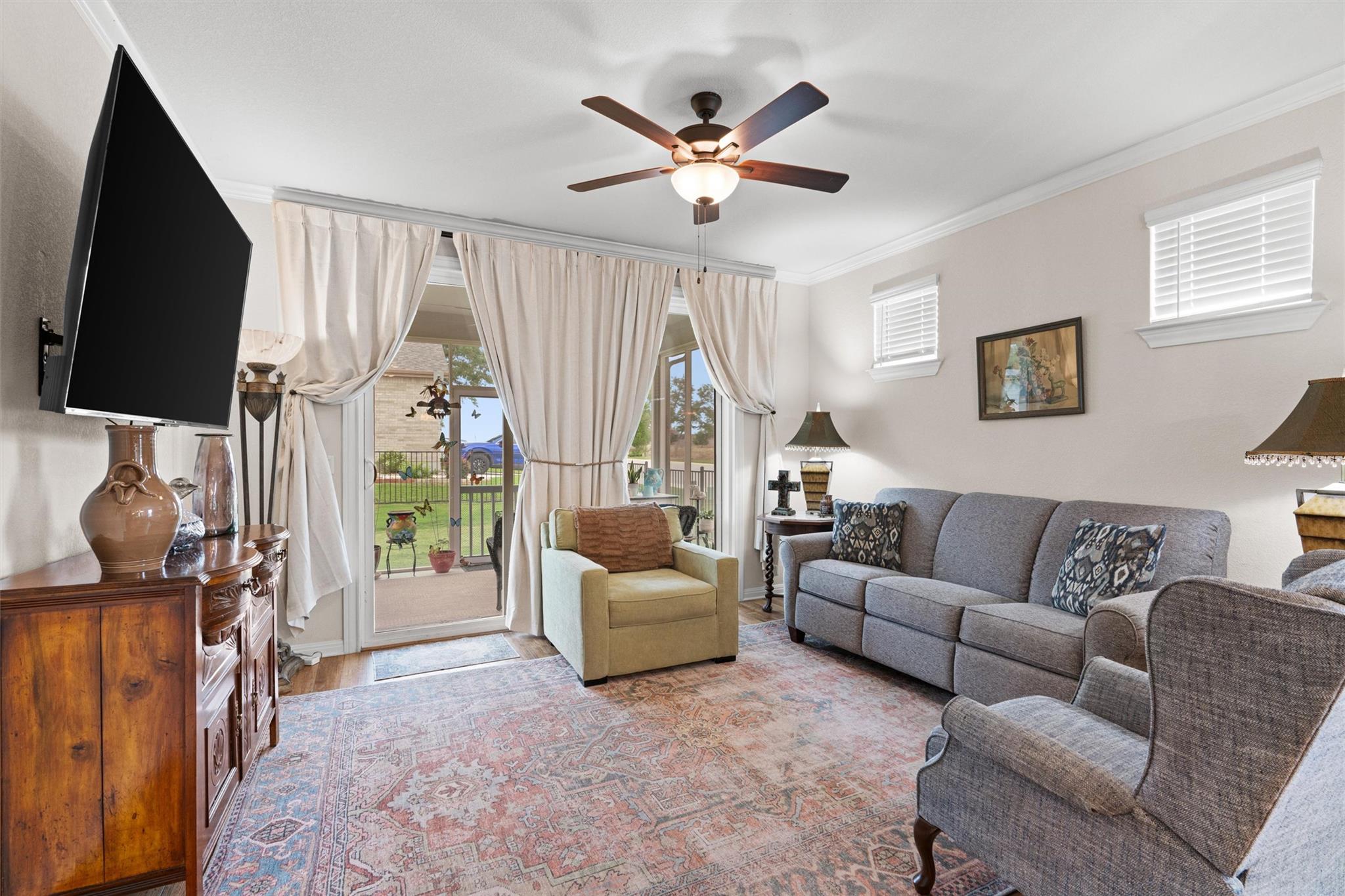 121 Winterhorse Cv Property Photo 10