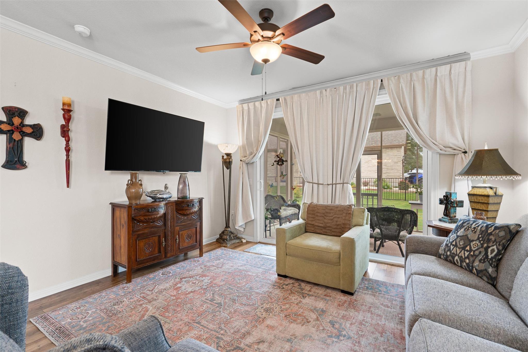 121 Winterhorse Cv Property Photo 11