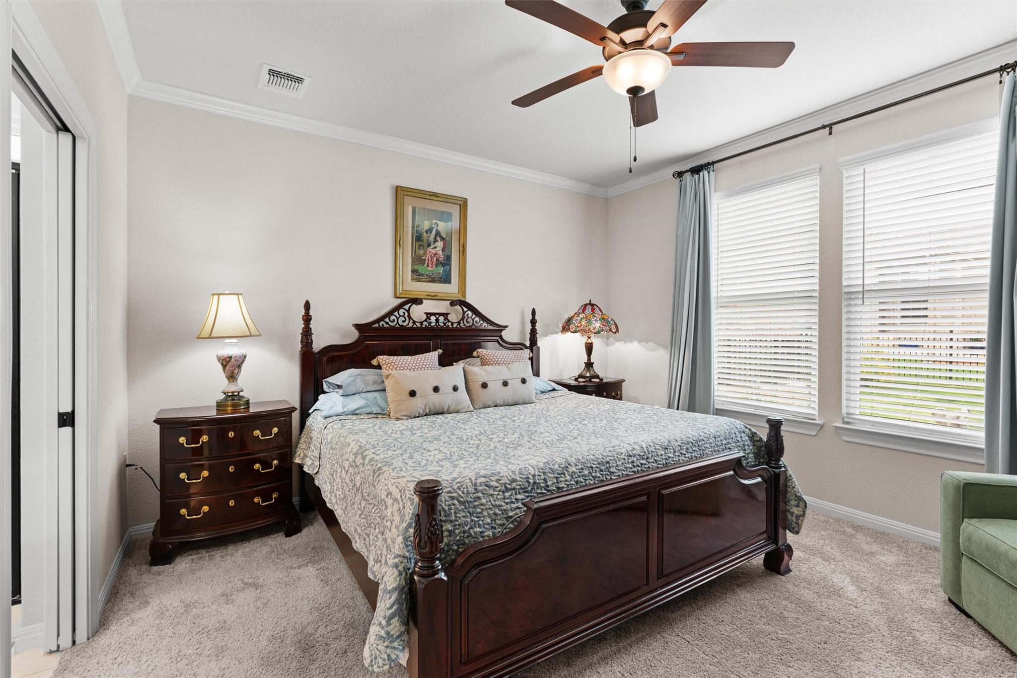 121 Winterhorse Cv Property Photo 12