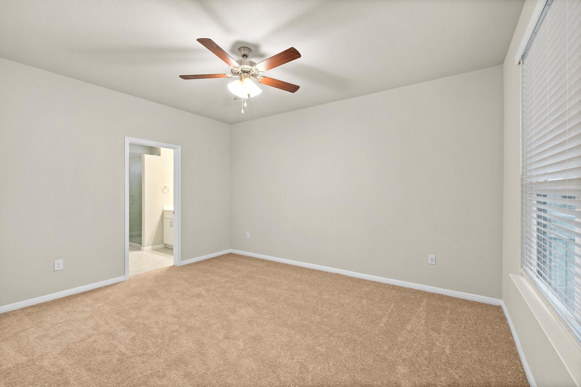 1156 Autumn Heather Dr Property Photo 11