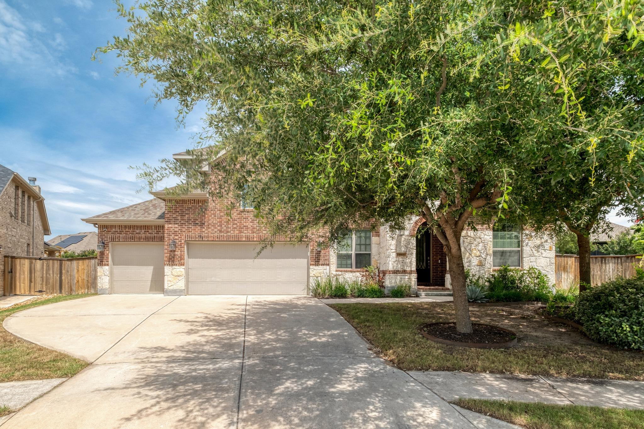 2712 Margarita Ct Property Photo 3