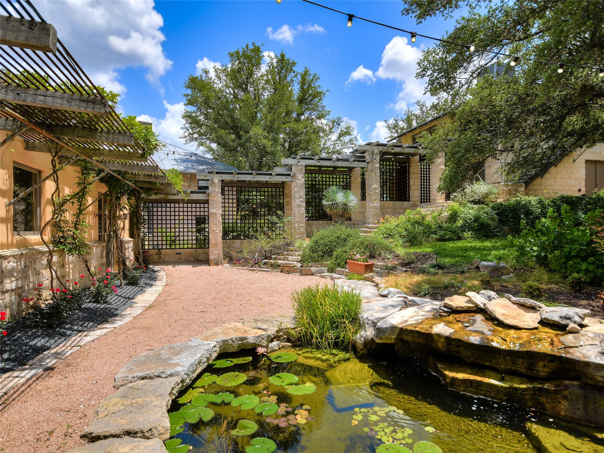 25014 Pedernales Canyon Trl Property Photo 2