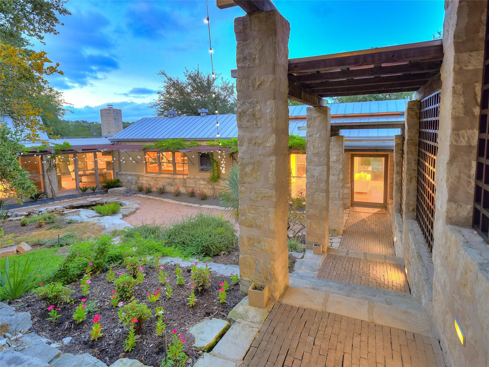 25014 Pedernales Canyon Trl Property Photo 5