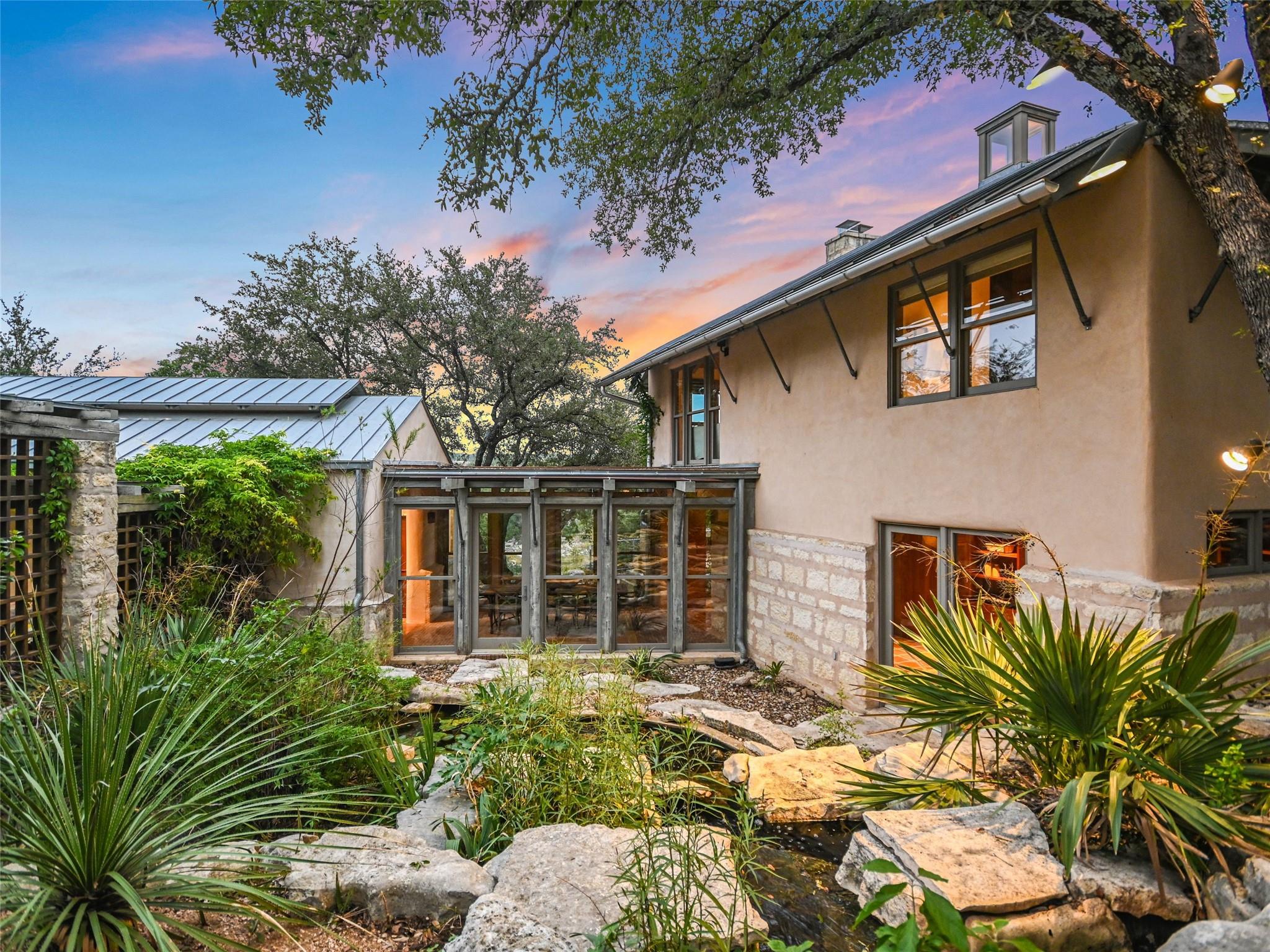 25014 Pedernales Canyon Trl Property Photo 8